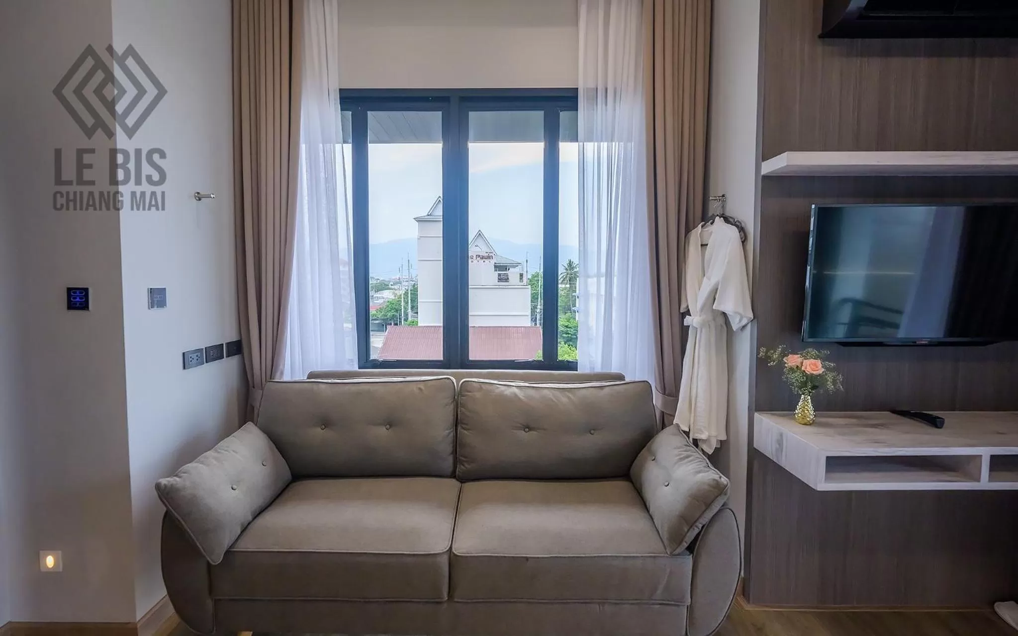 Seating area in Le Bis Hotel