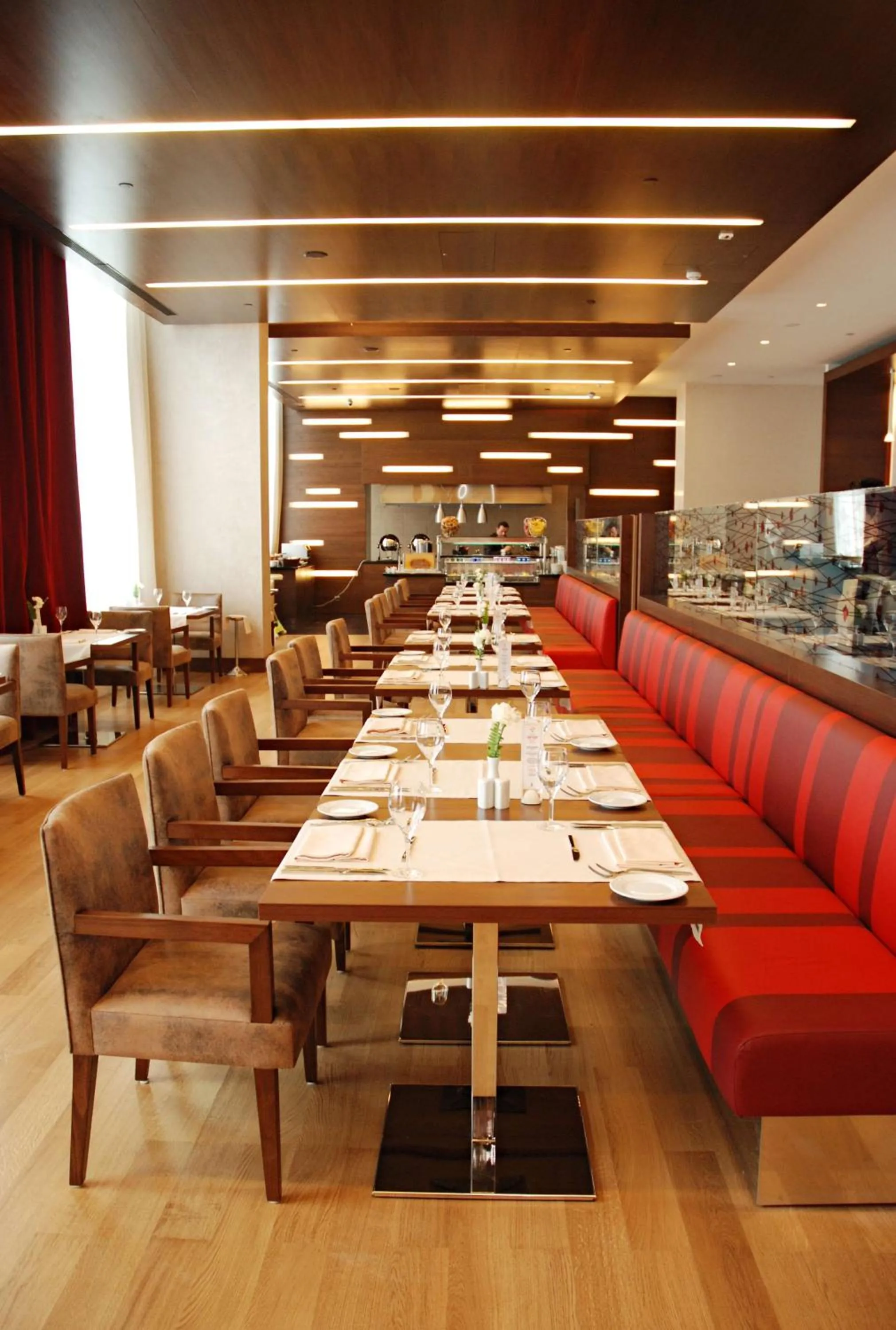 Restaurant/places to eat in Hilton Garden Inn Kutahya