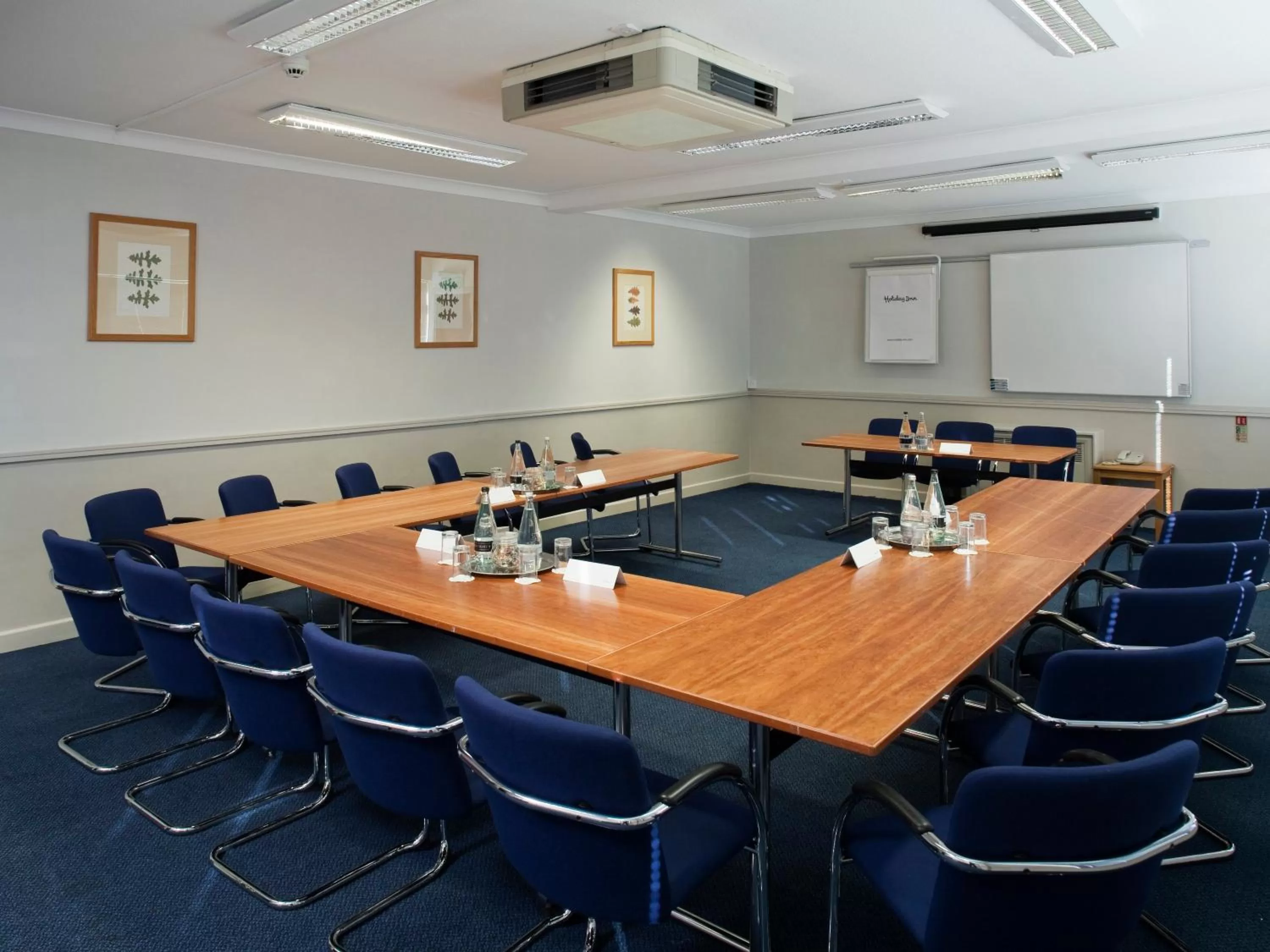 Meeting/conference room in Holiday Inn Chester South by IHG