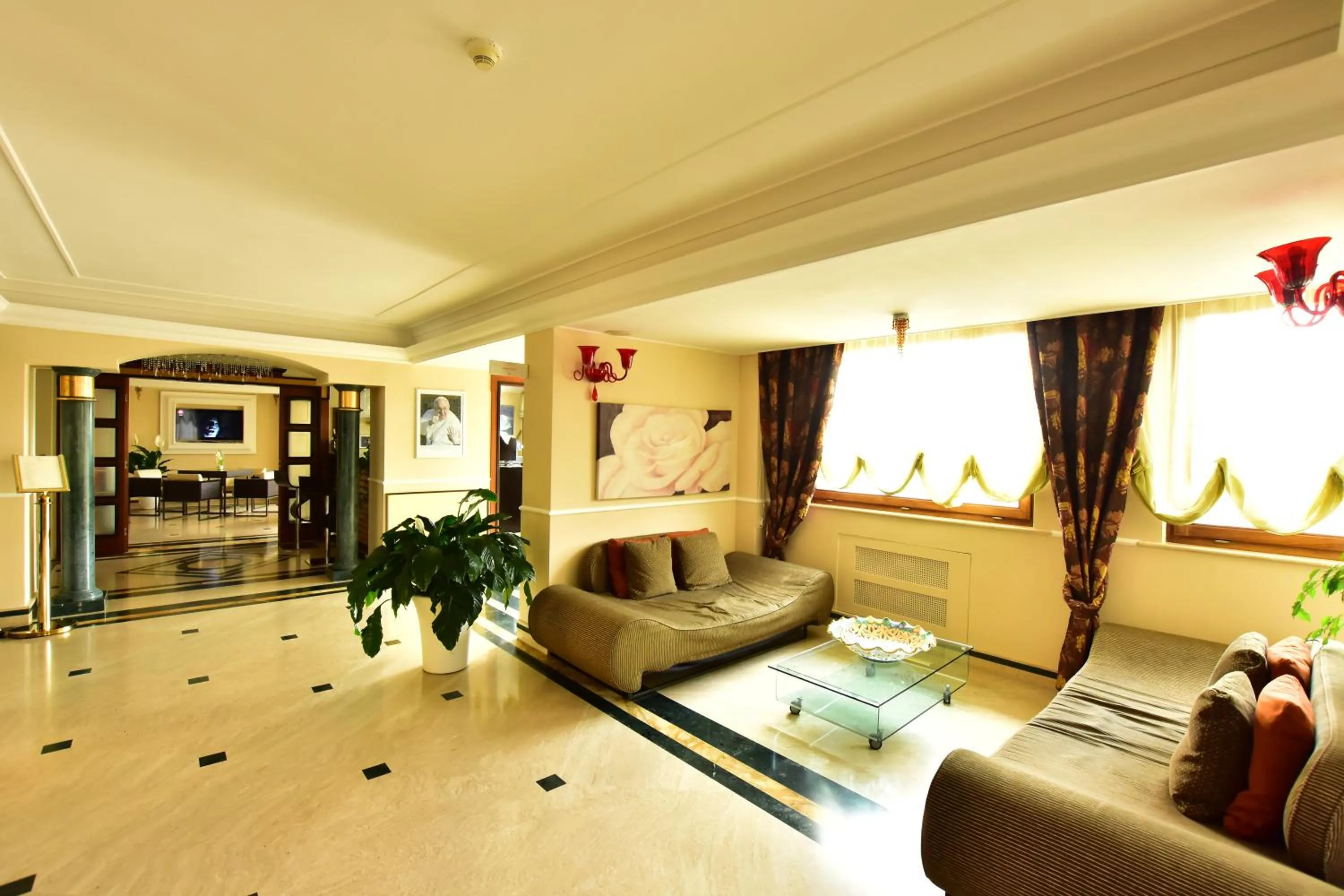 Lobby or reception in Palazzo Rosenthal Vesuview Hotel & Resort