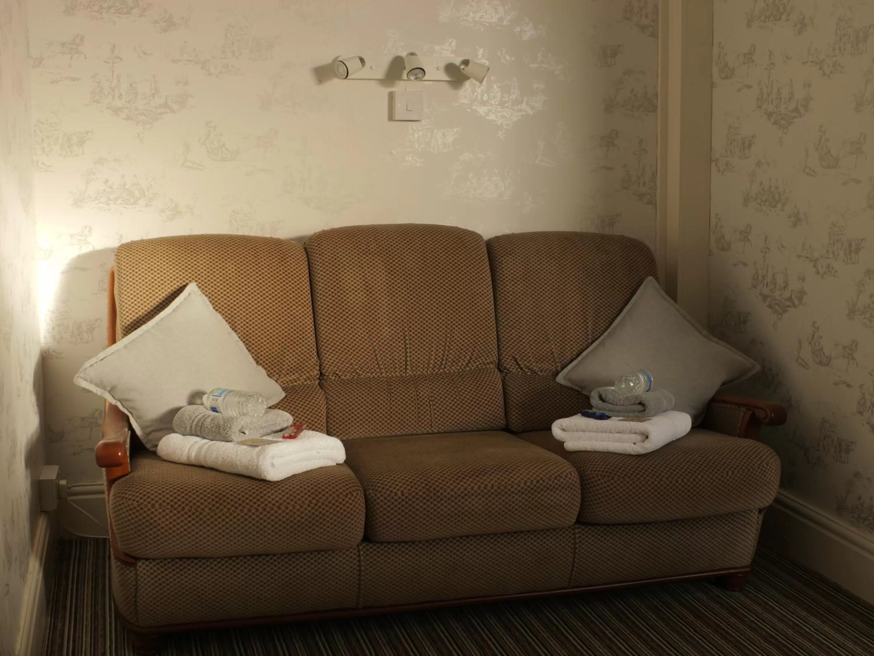 Seating area in Leofric Legends