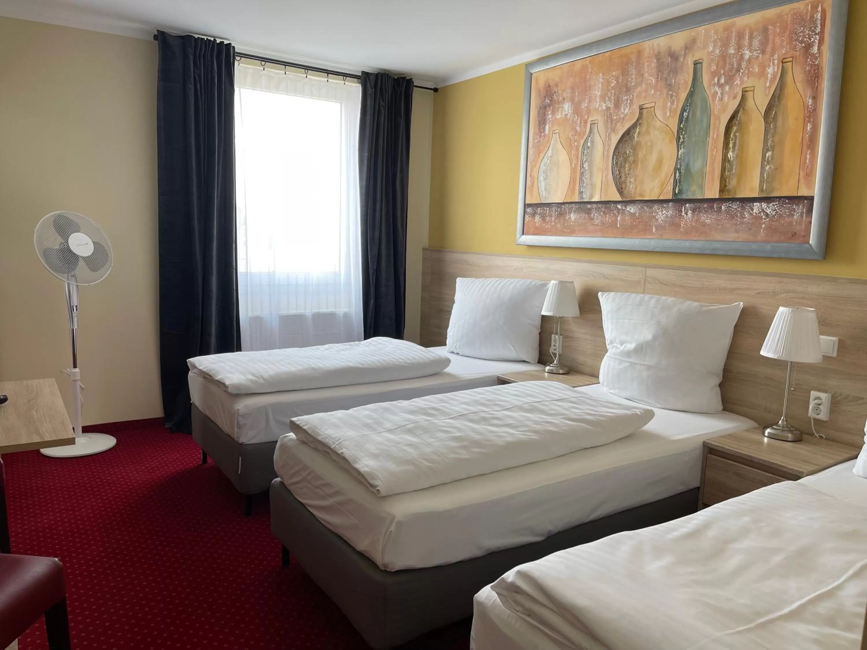 Photo of the whole room, Bed in Palm Premium Hotel & Apartments