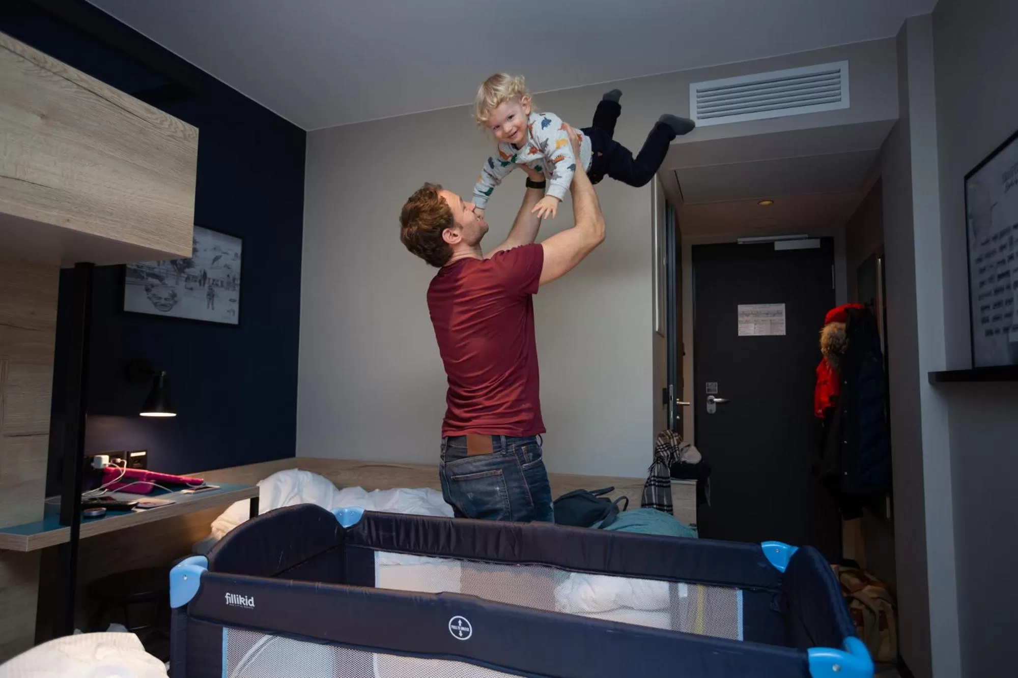 Family, Bed in Schulz Hotel Berlin Wall at the East Side Gallery