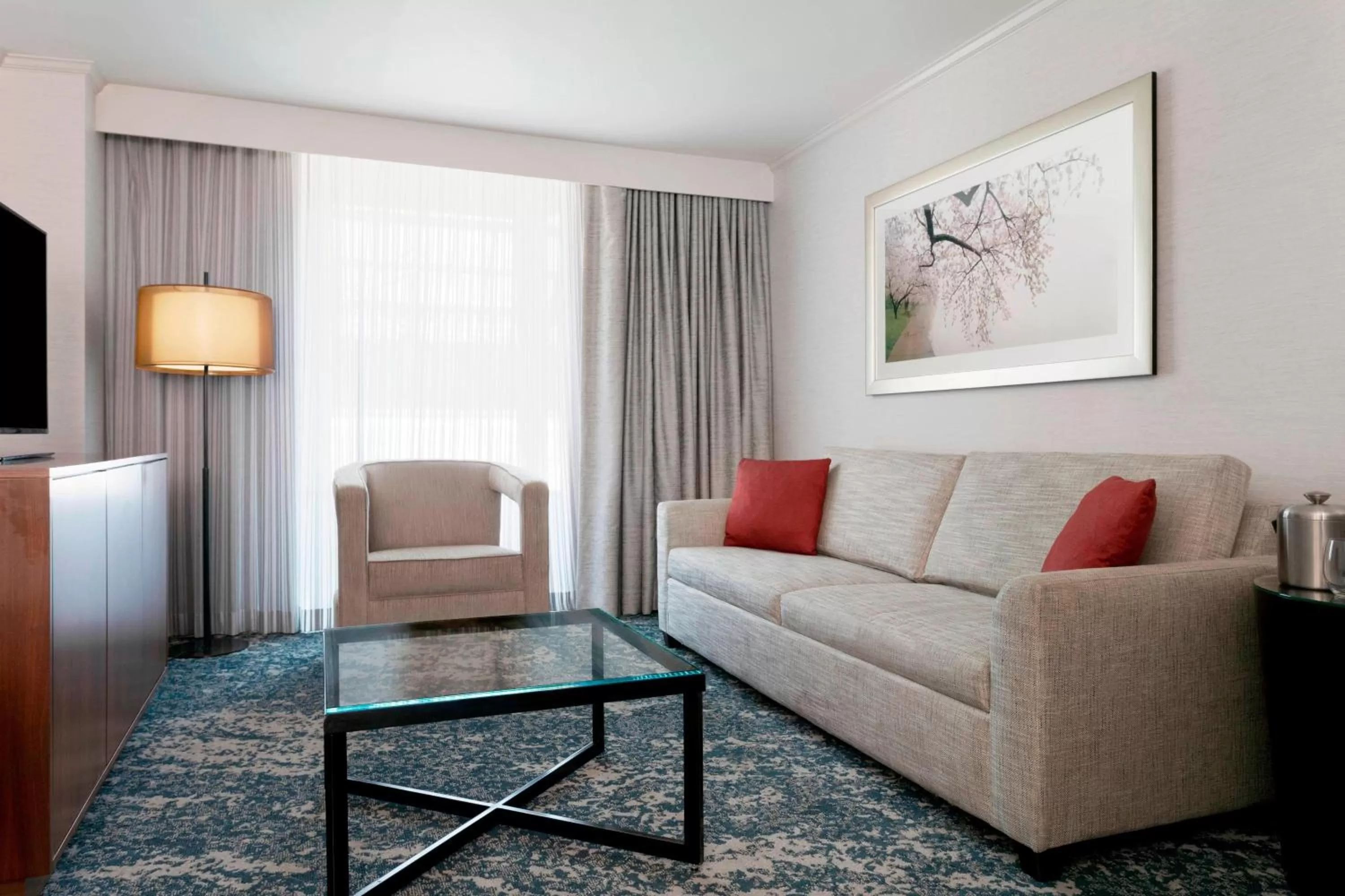 Photo of the whole room in The Westin Washington, D.C. City Center