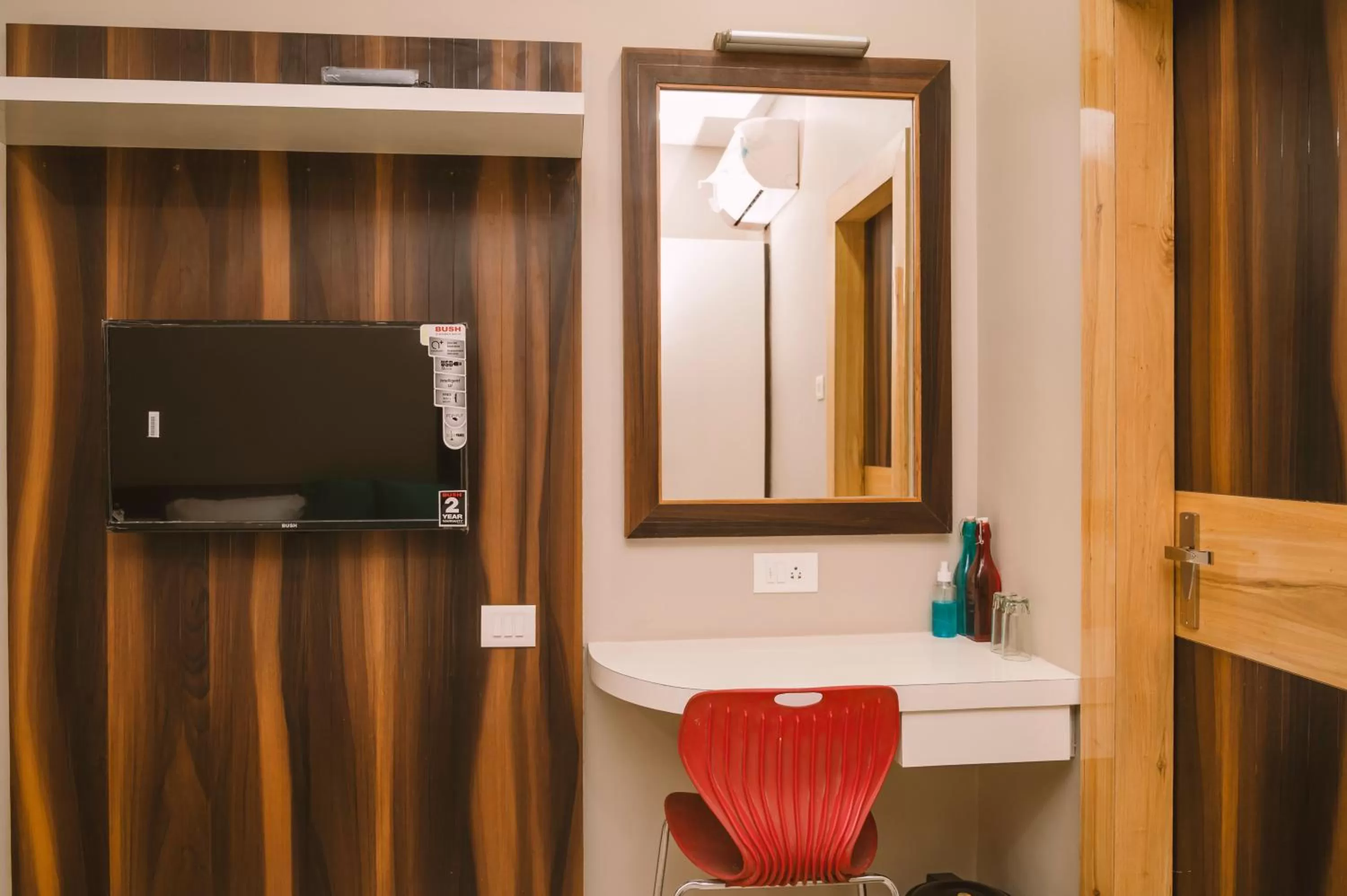 TV and multimedia in Hotel Green Apple