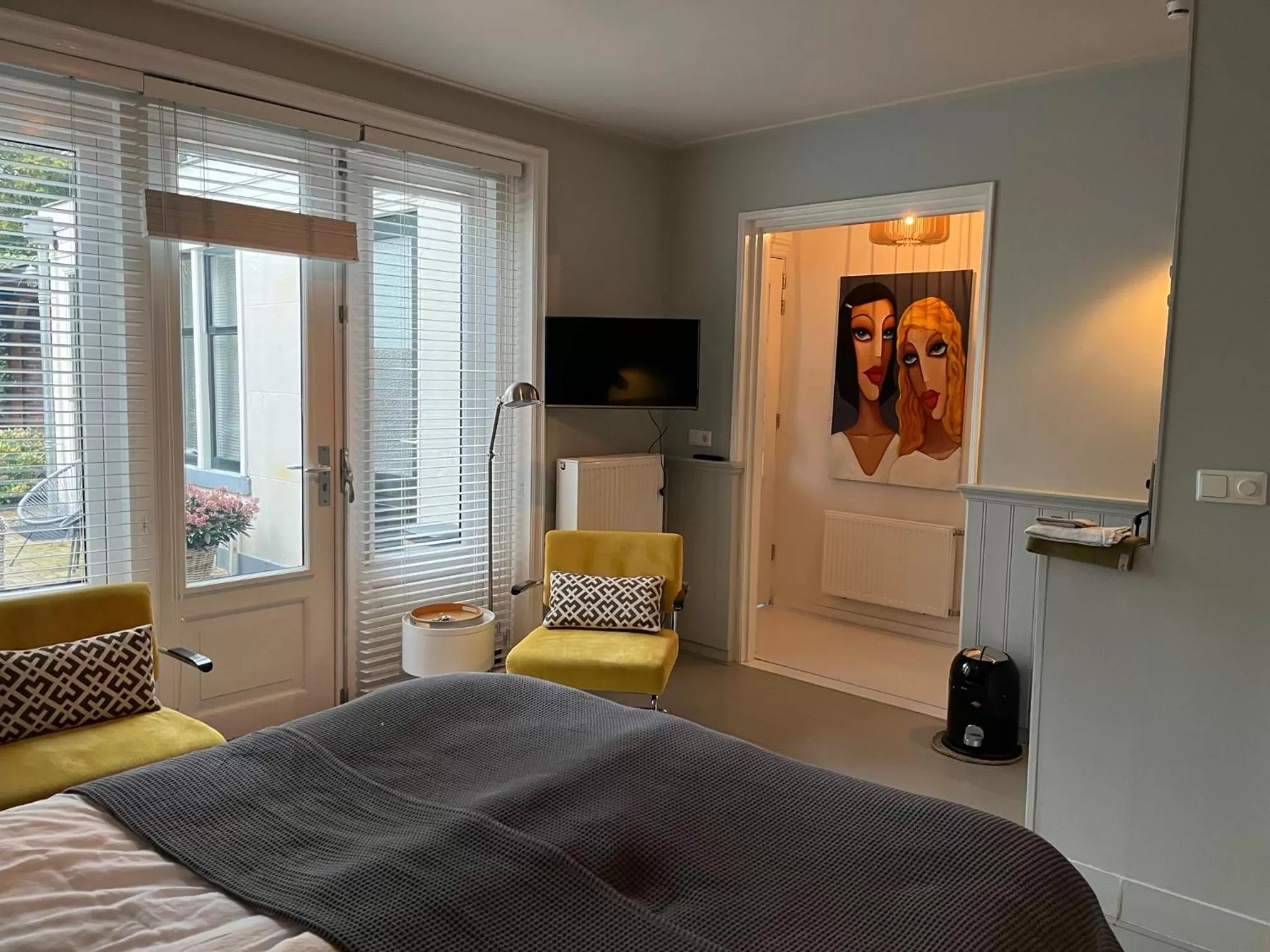 Bed in Stadslogement Westersingel