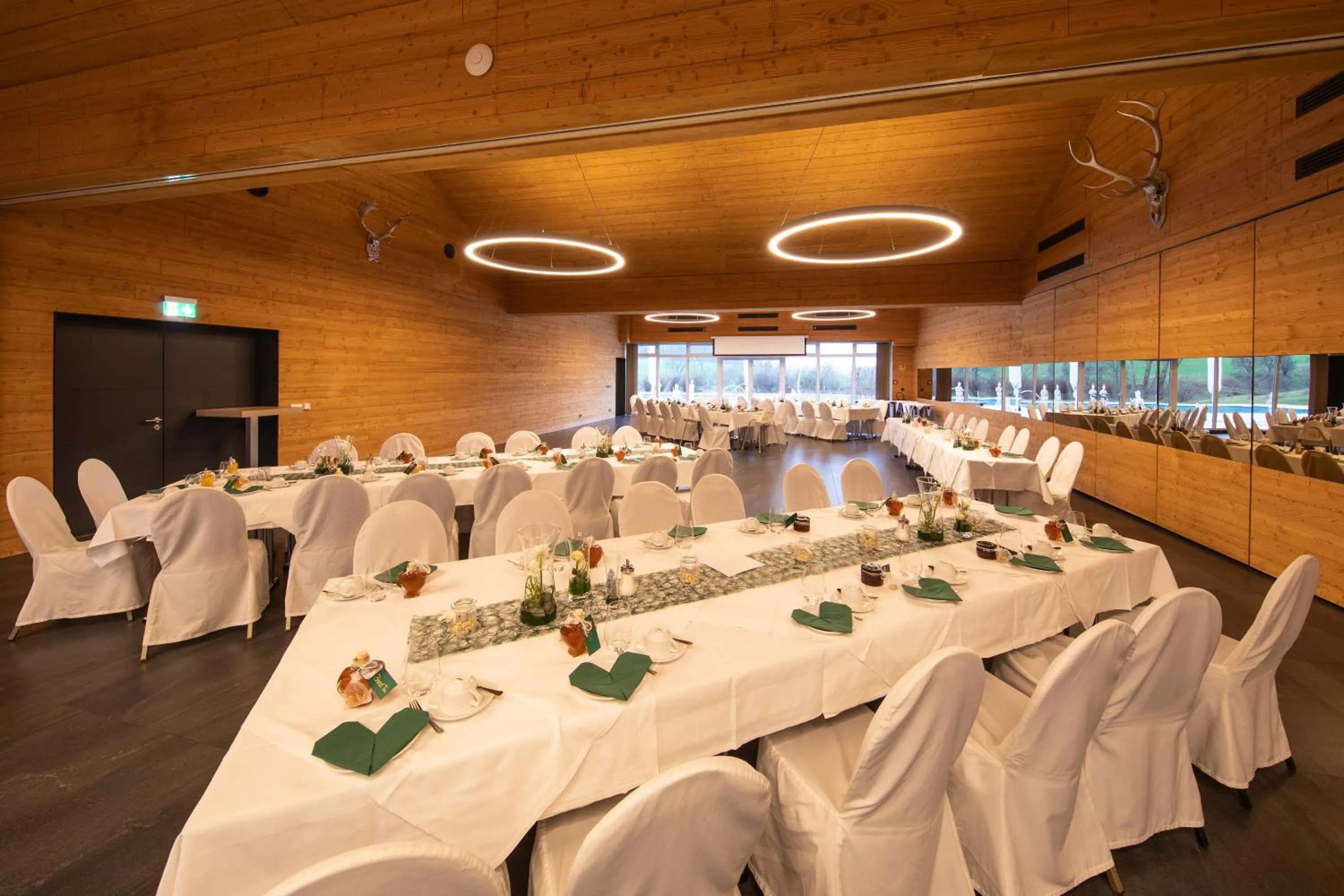 Meeting/conference room in FAIR RESORT All Inclusive Wellness & Spa Hotel Jena