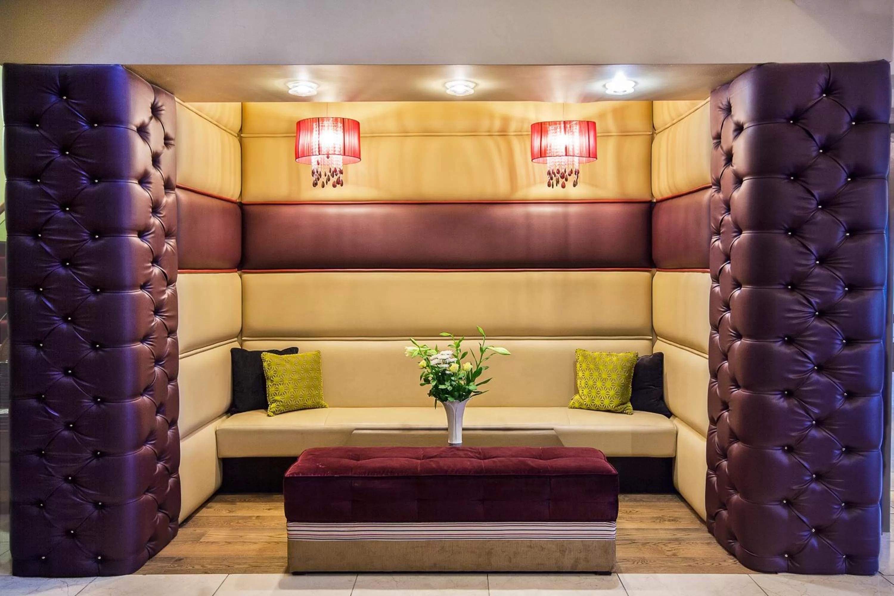 Lobby or reception in Errigal Country House Hotel