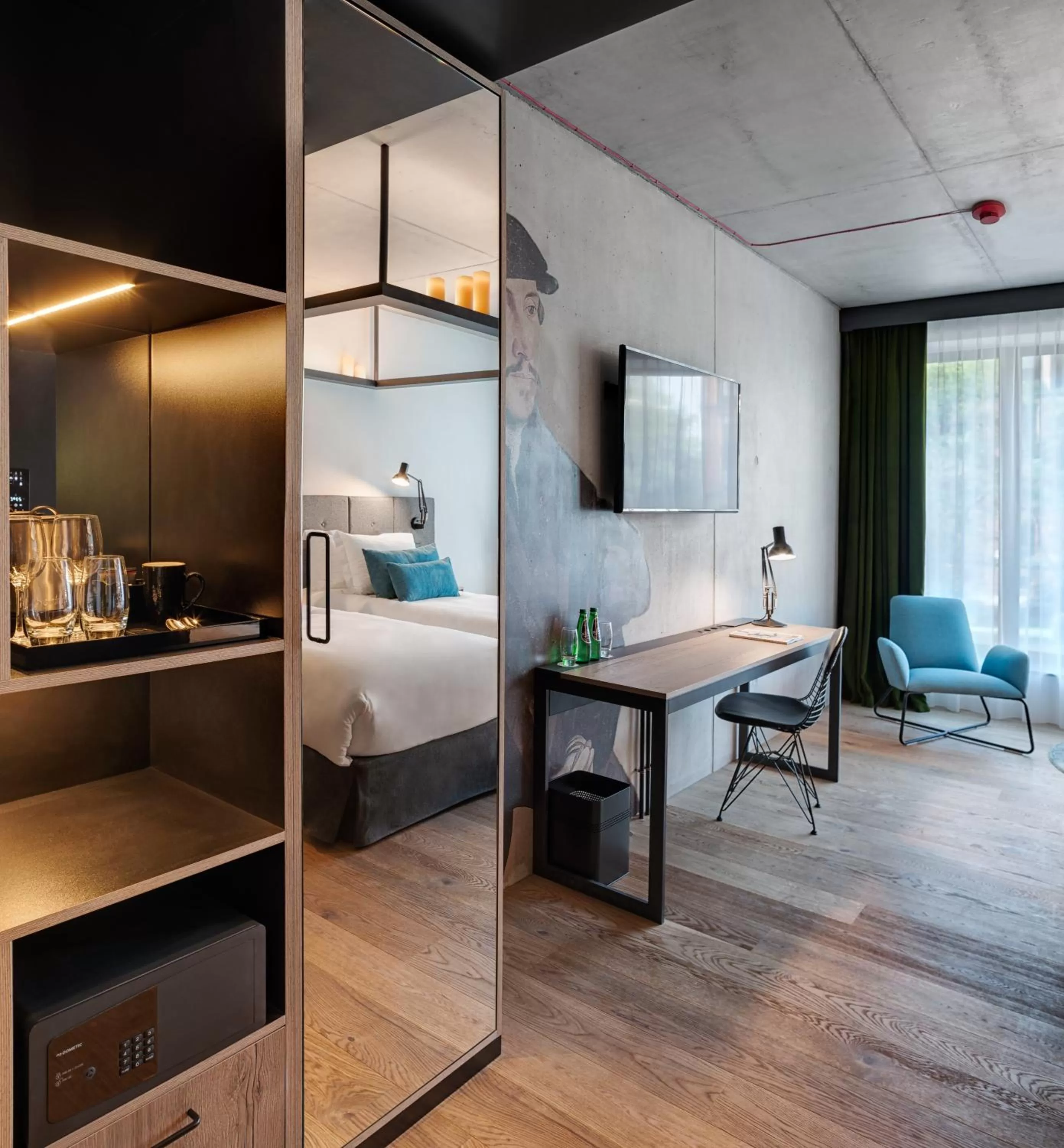 Photo of the whole room, Bed in The Bridge Wroclaw - MGallery