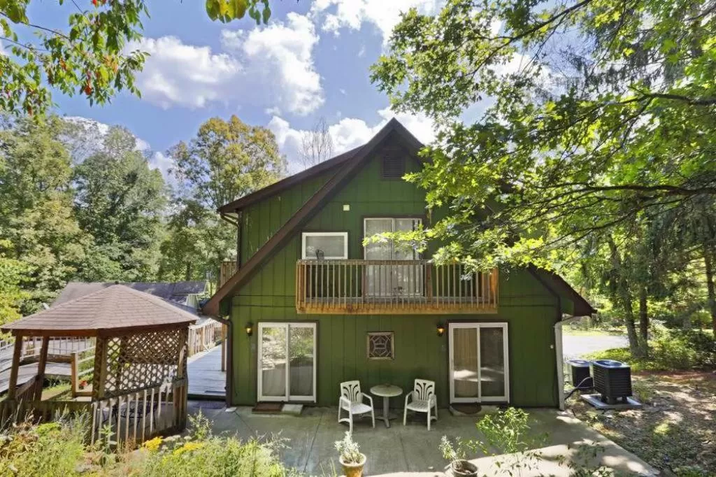 Other in Lil Black Bear Inn