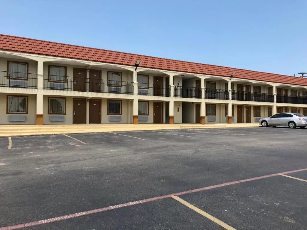 Days Inn by Wyndham Gainesville