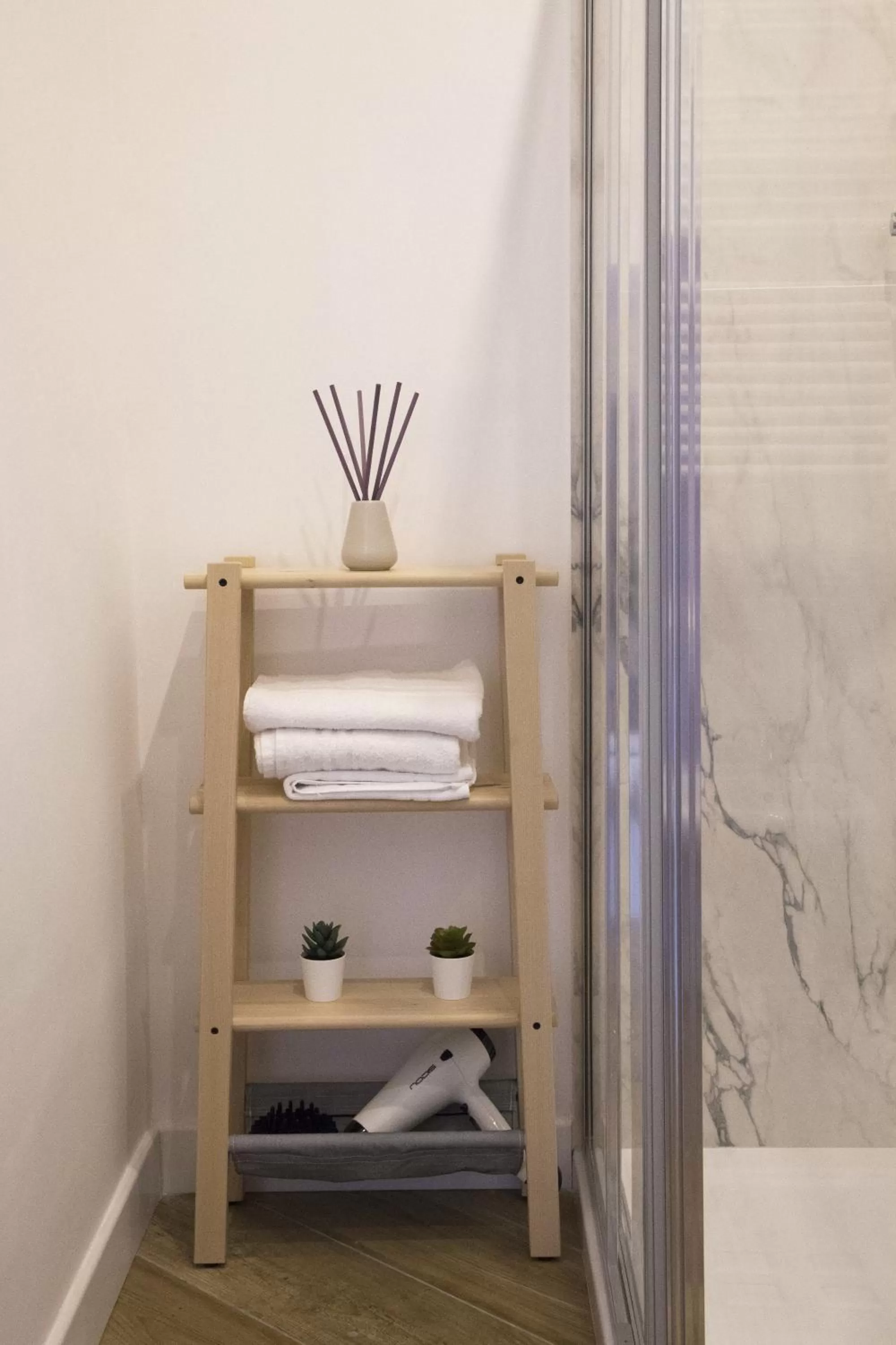 Bathroom in Garibaldi Rooms