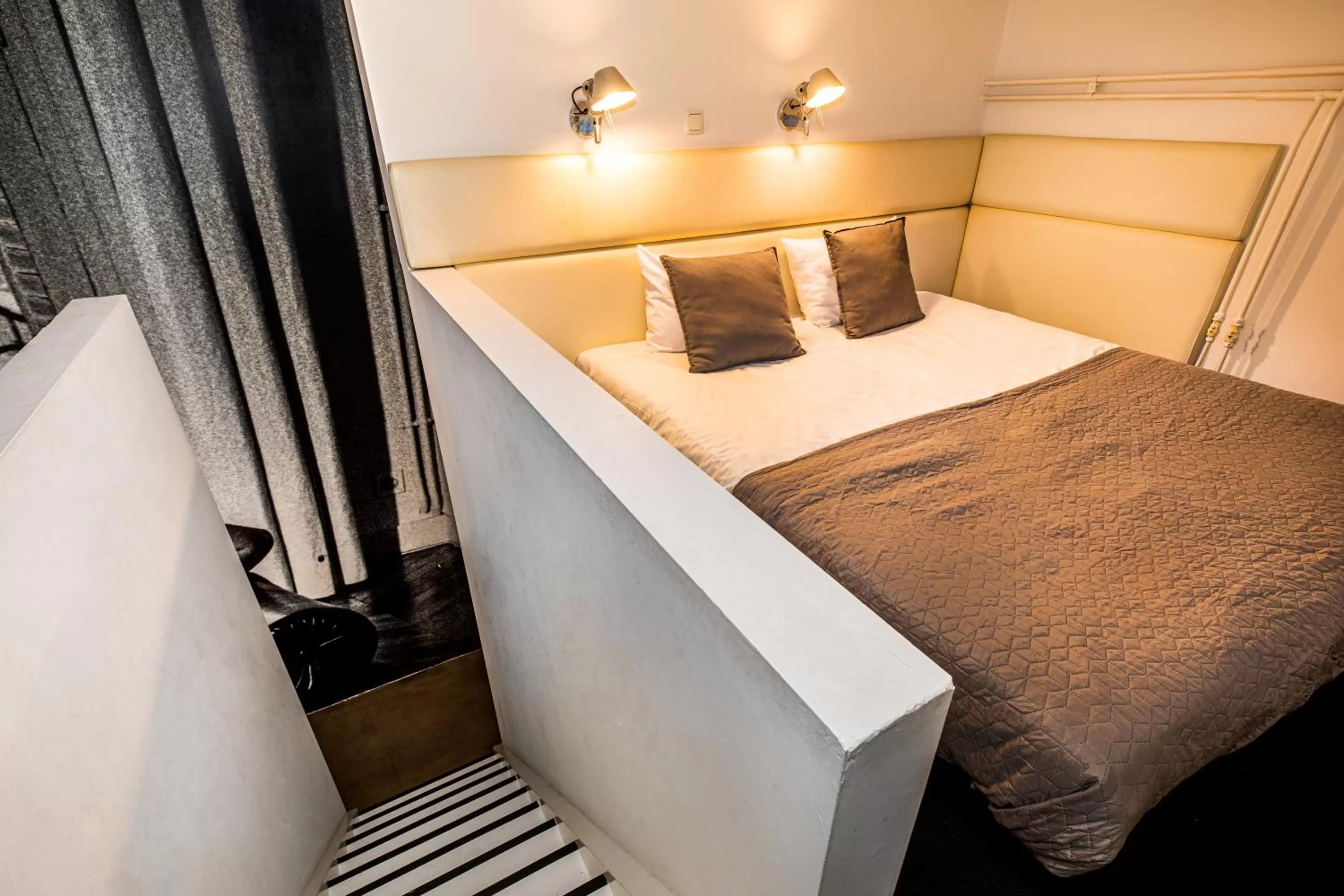 Bed in Landgoed Kasteel de Hoogenweerth