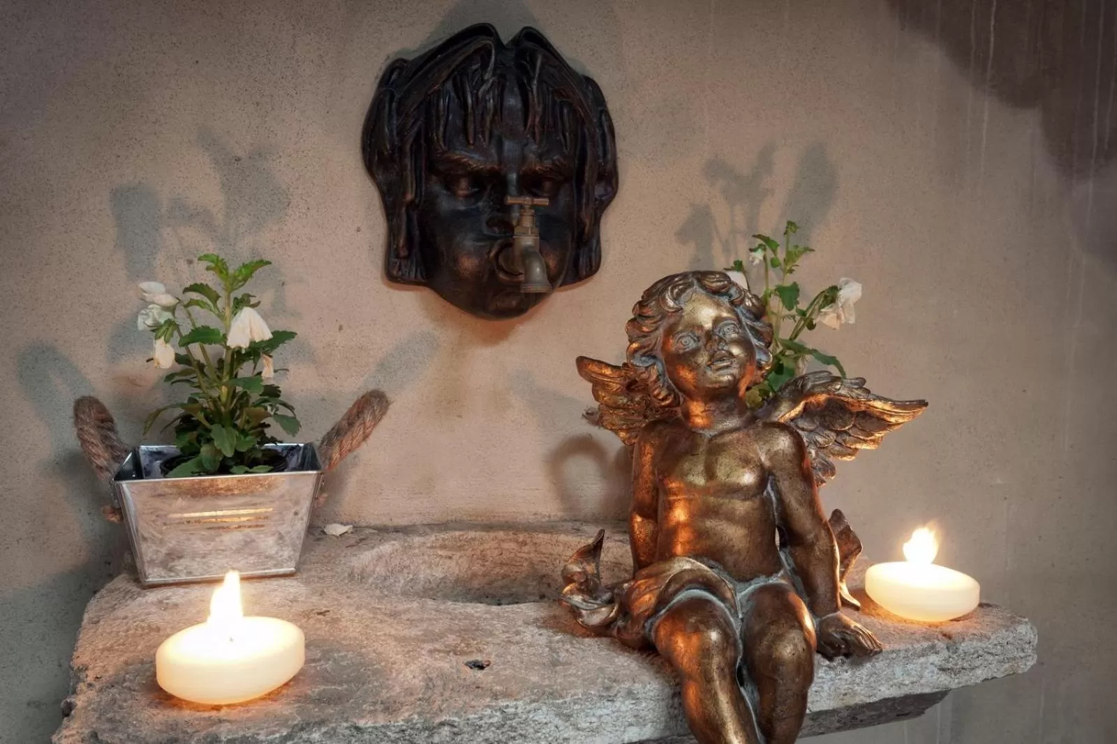 Decorative detail, Other Animals in TORRE GIARDINO SEGRETO B&B- Borgo Capitano Collection - Albergo diffuso