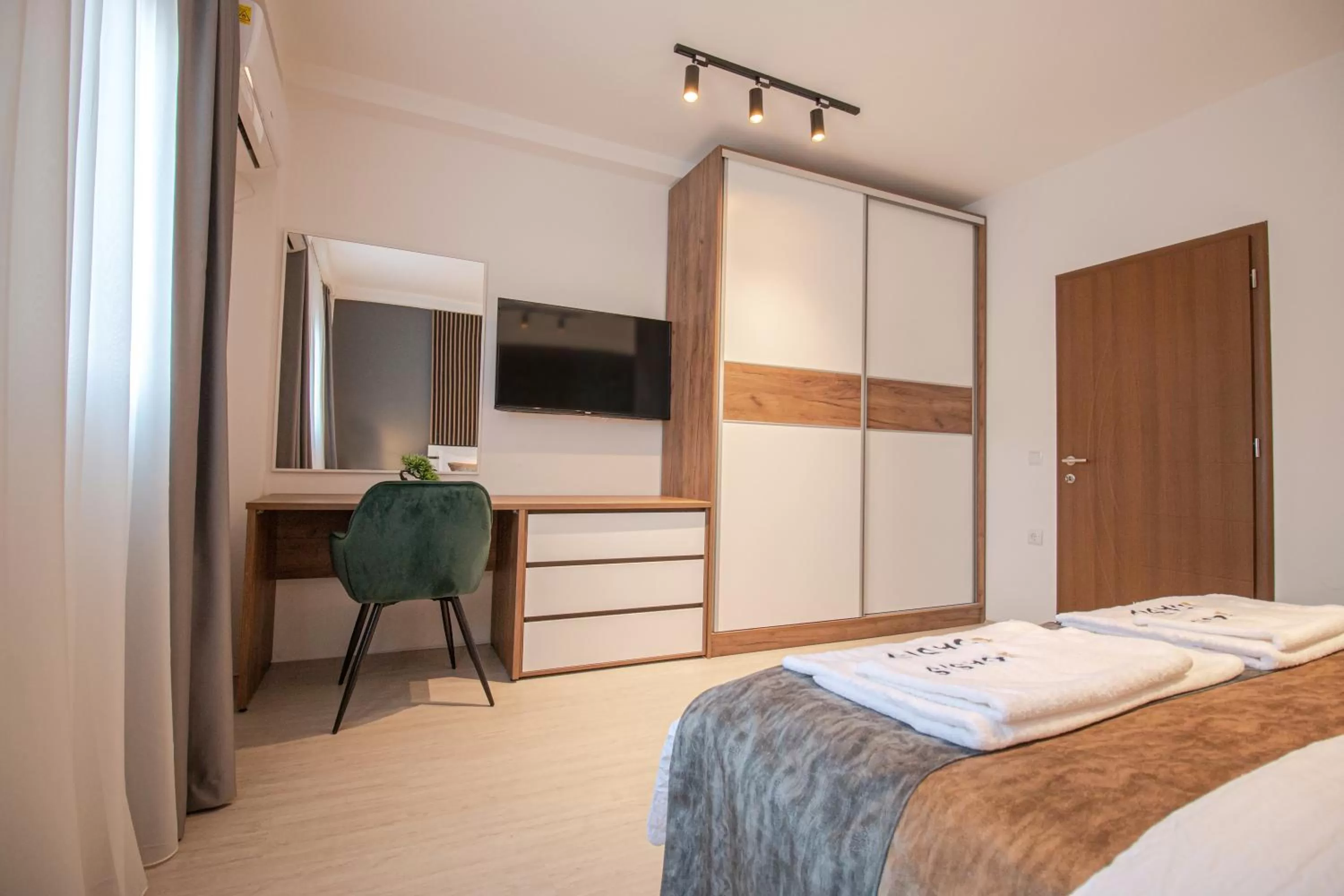 Bedroom, Bed in OASIS Apartments