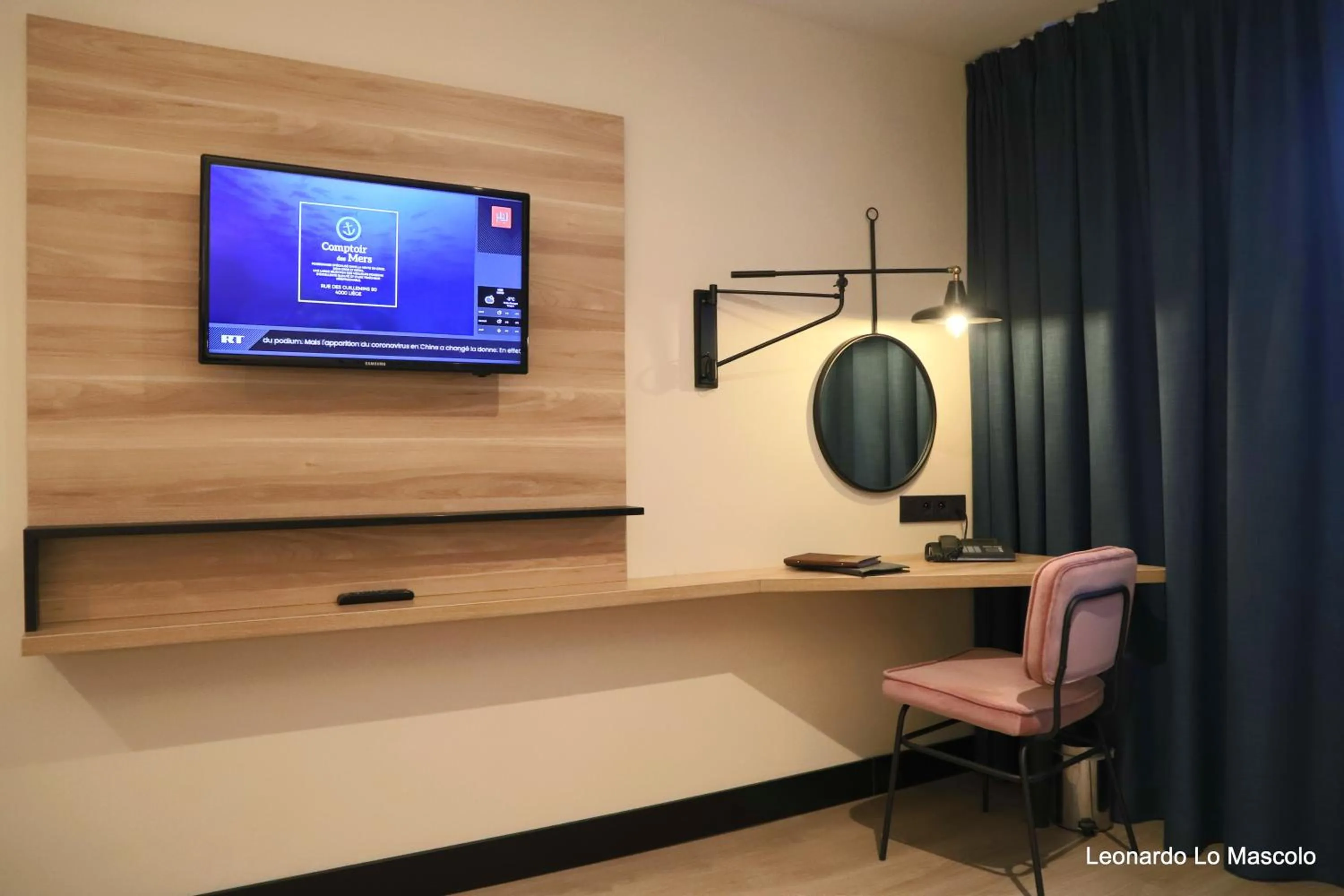 TV and multimedia, TV/Entertainment Center in Univers Hotel Liege-Guillemins