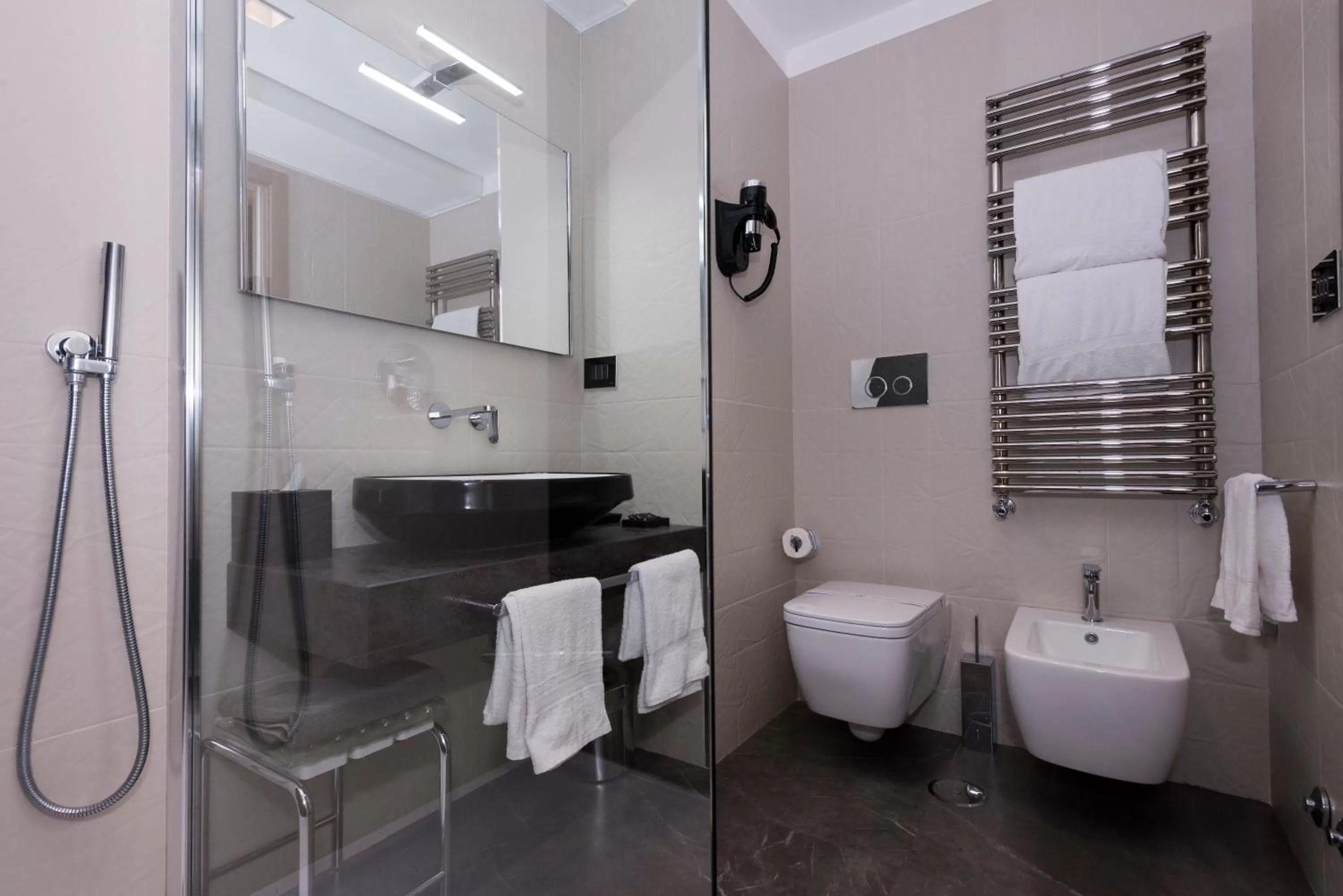 Bathroom in Hotel Forum