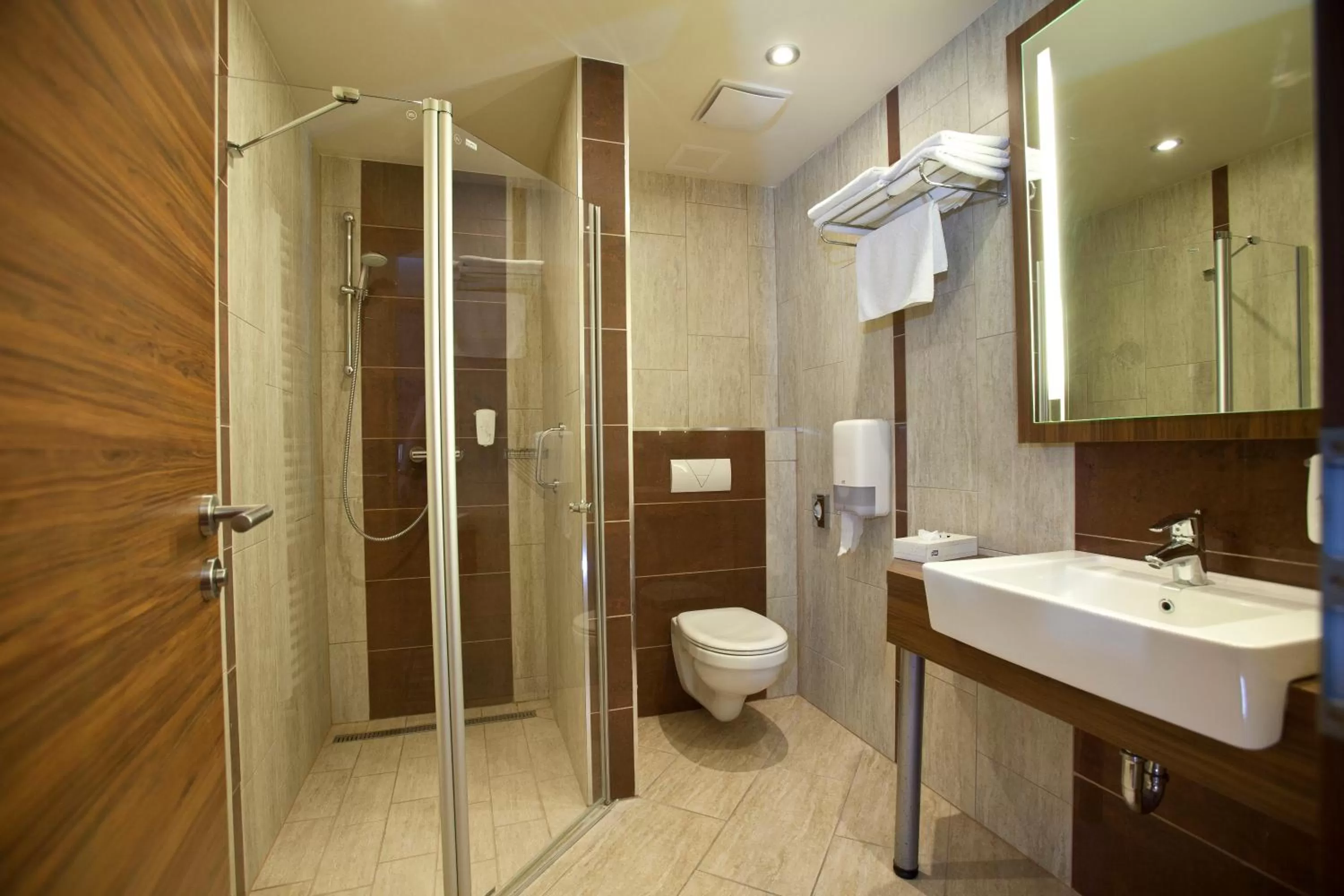 Bathroom in Hotel Makar Sport & Wellness