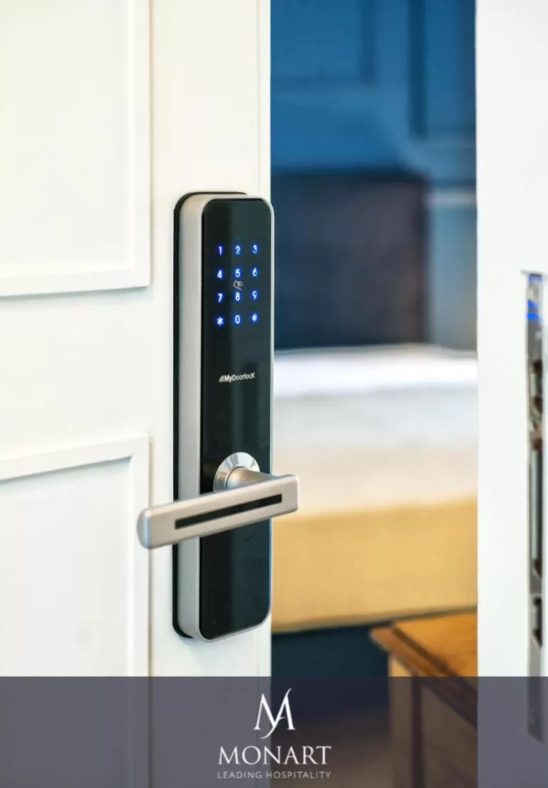 Other, Bed in MONART HOSPITALITY Cavour