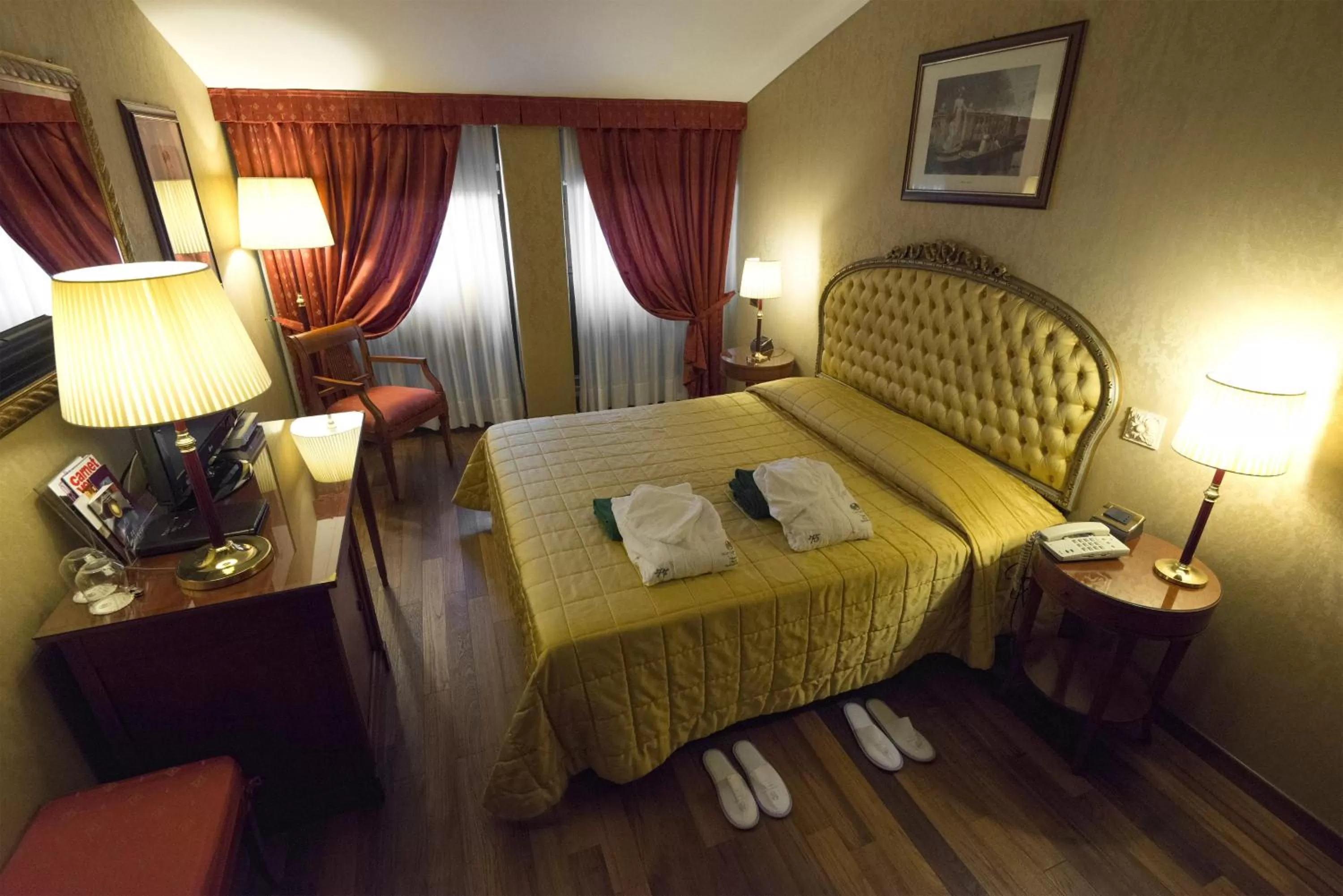 Bed in Villa Quaranta Tommasi Wine Hotel & SPA