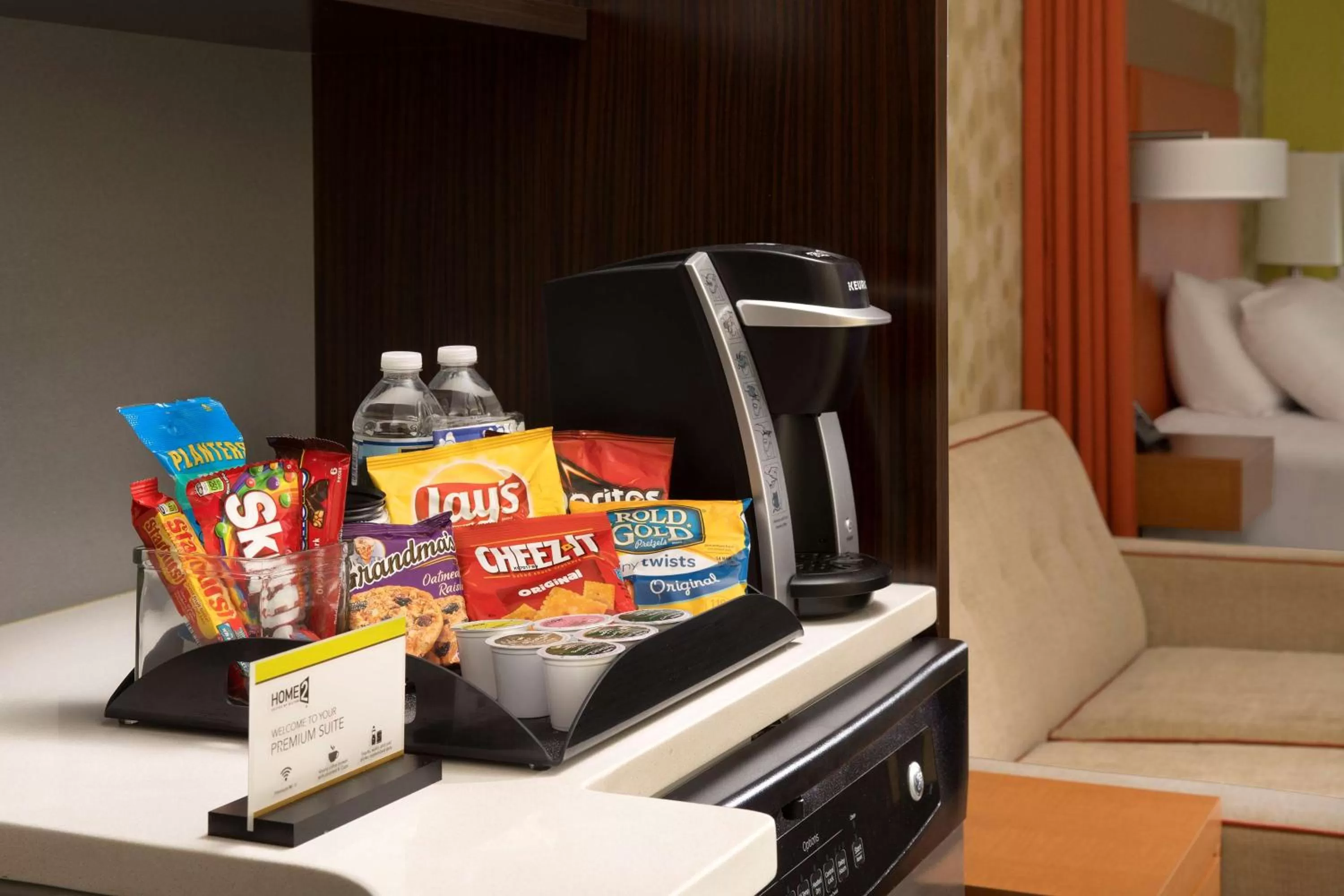 Living room in Home2 Suites by Hilton Baltimore Downtown