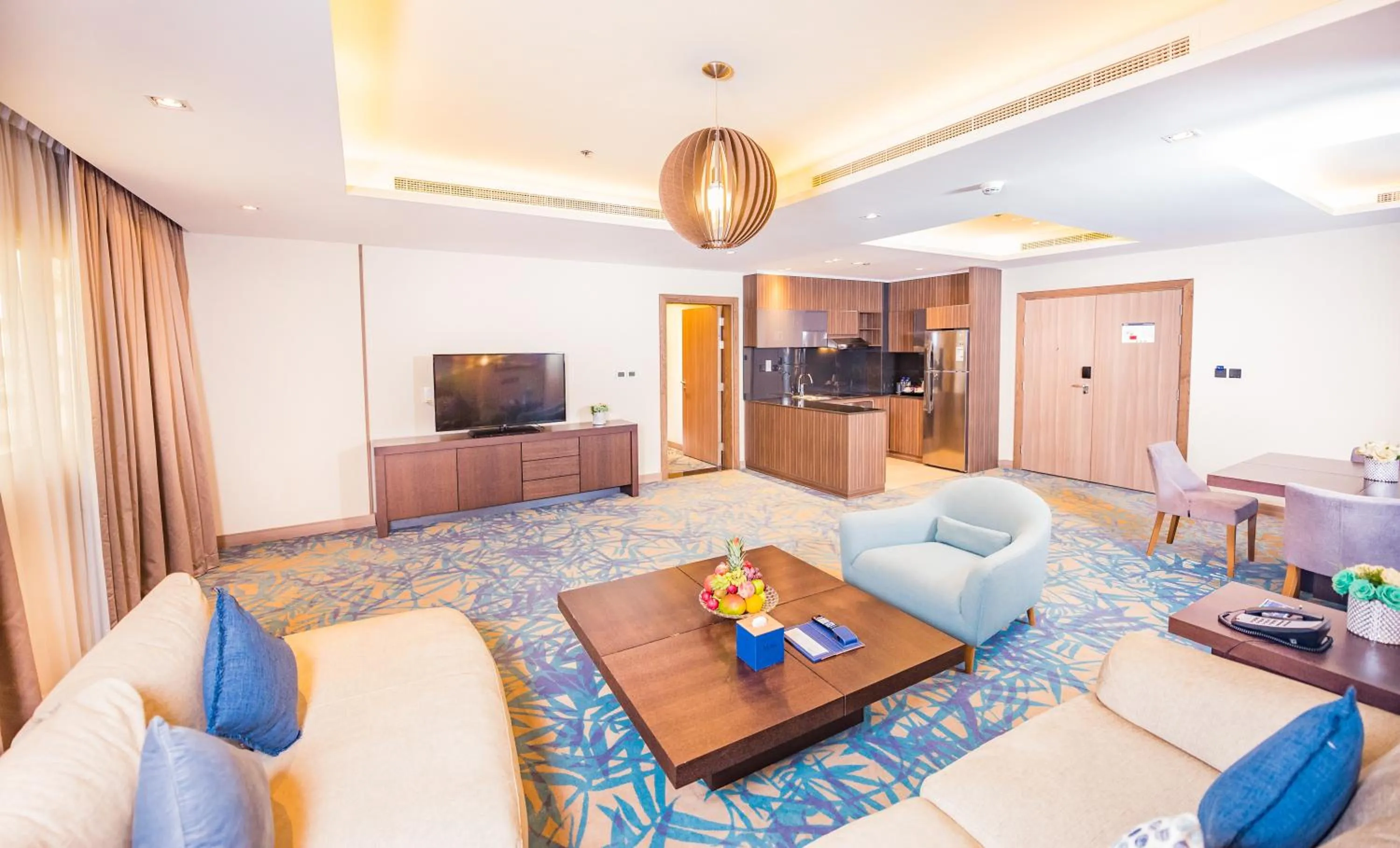 Living room in MENA Plaza Hotel Albarsha At The Mall