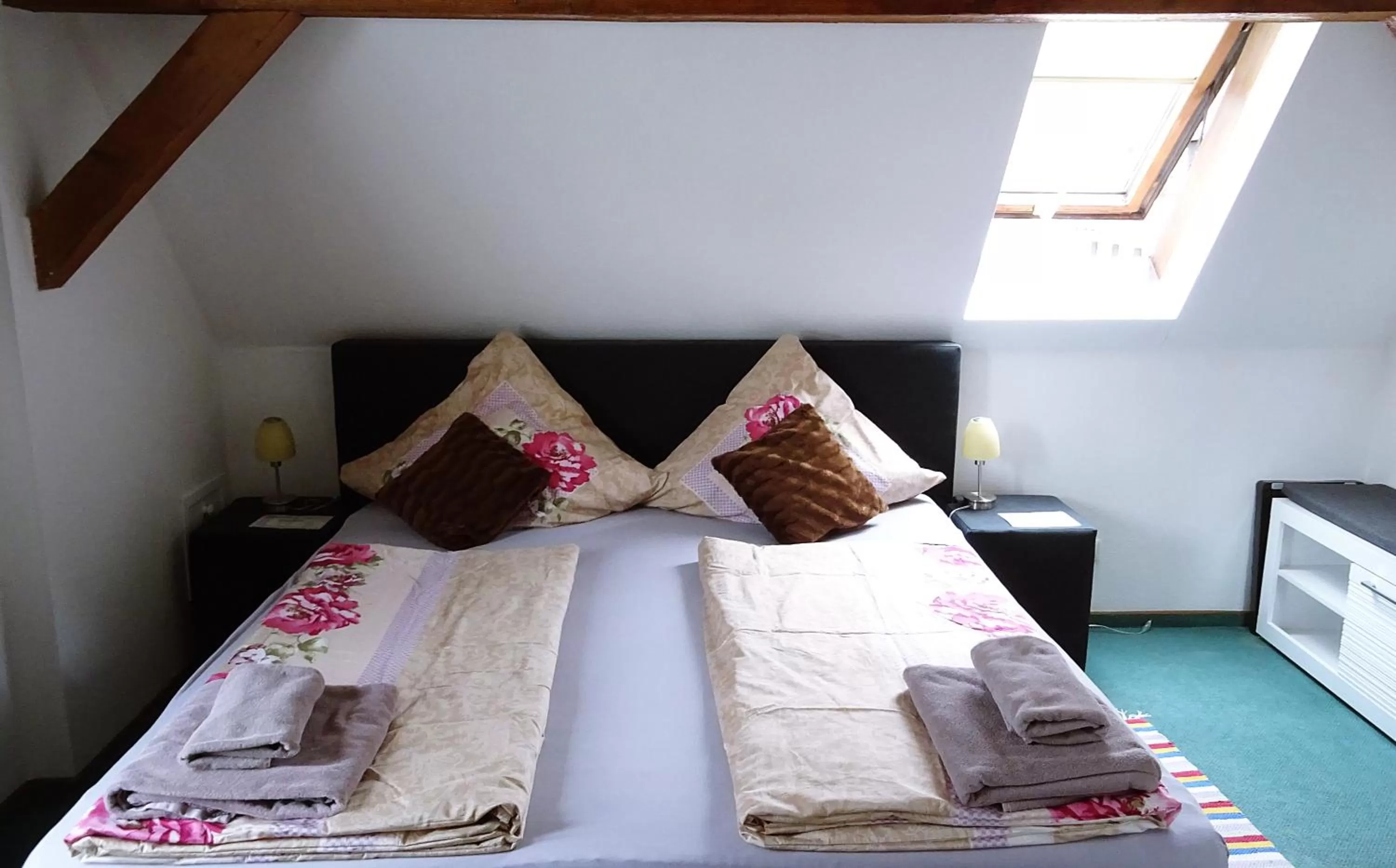 Bed in Alb Hotel Schalksburg