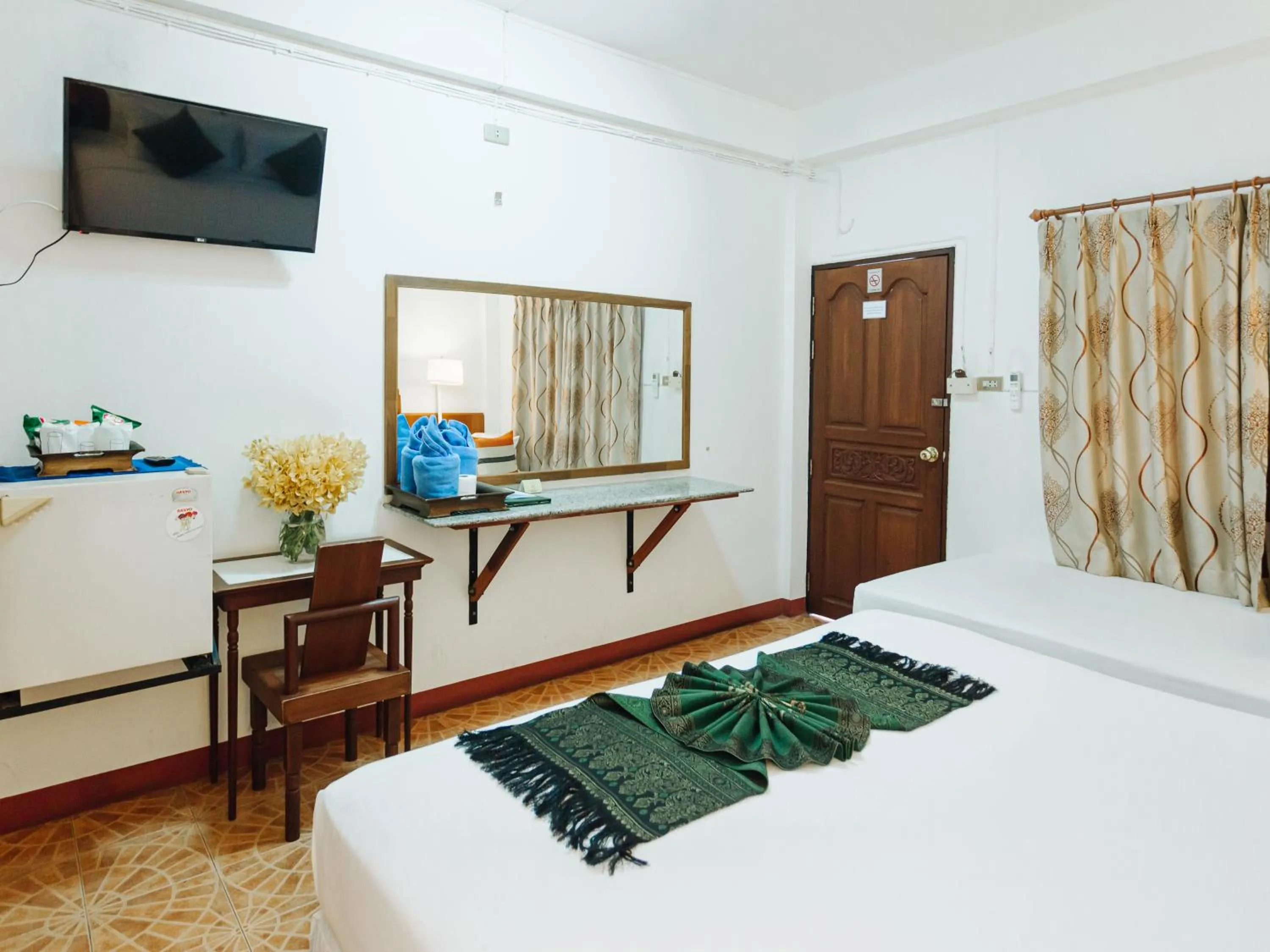 Bedroom, Bed in Rendezvous Oldtown Chiangmai