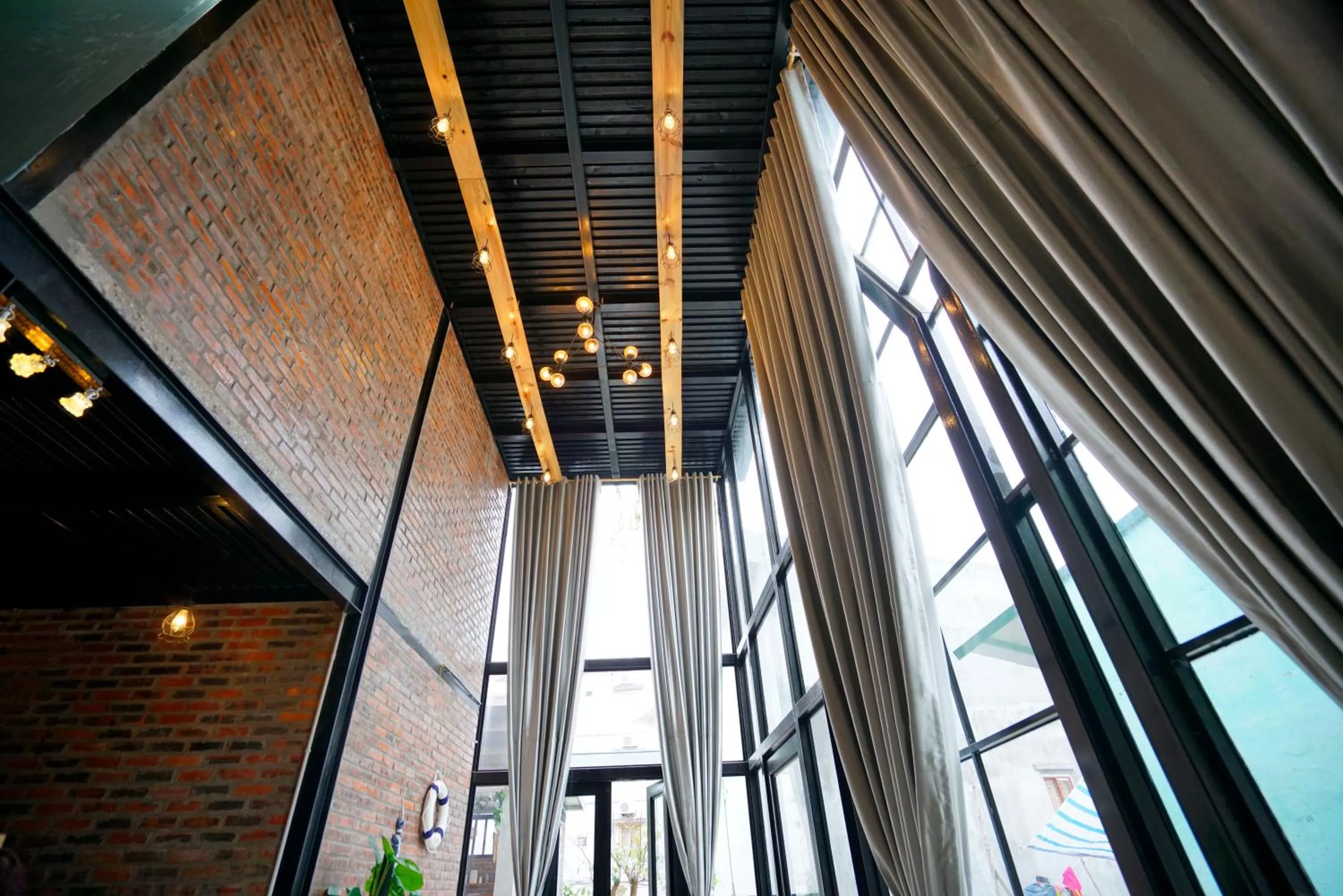 Property building in Halong bay Almorhome