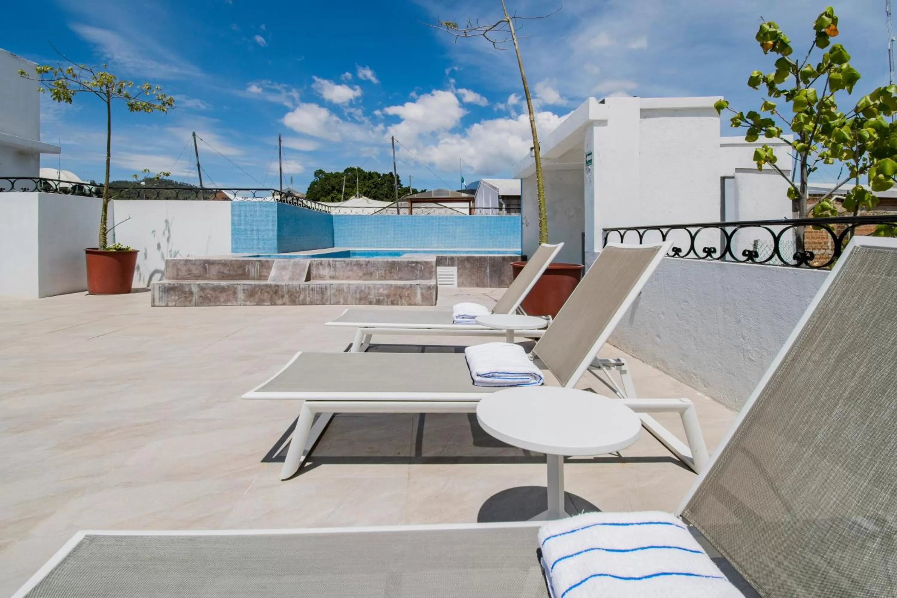 Swimming pool in Suites de La Parra