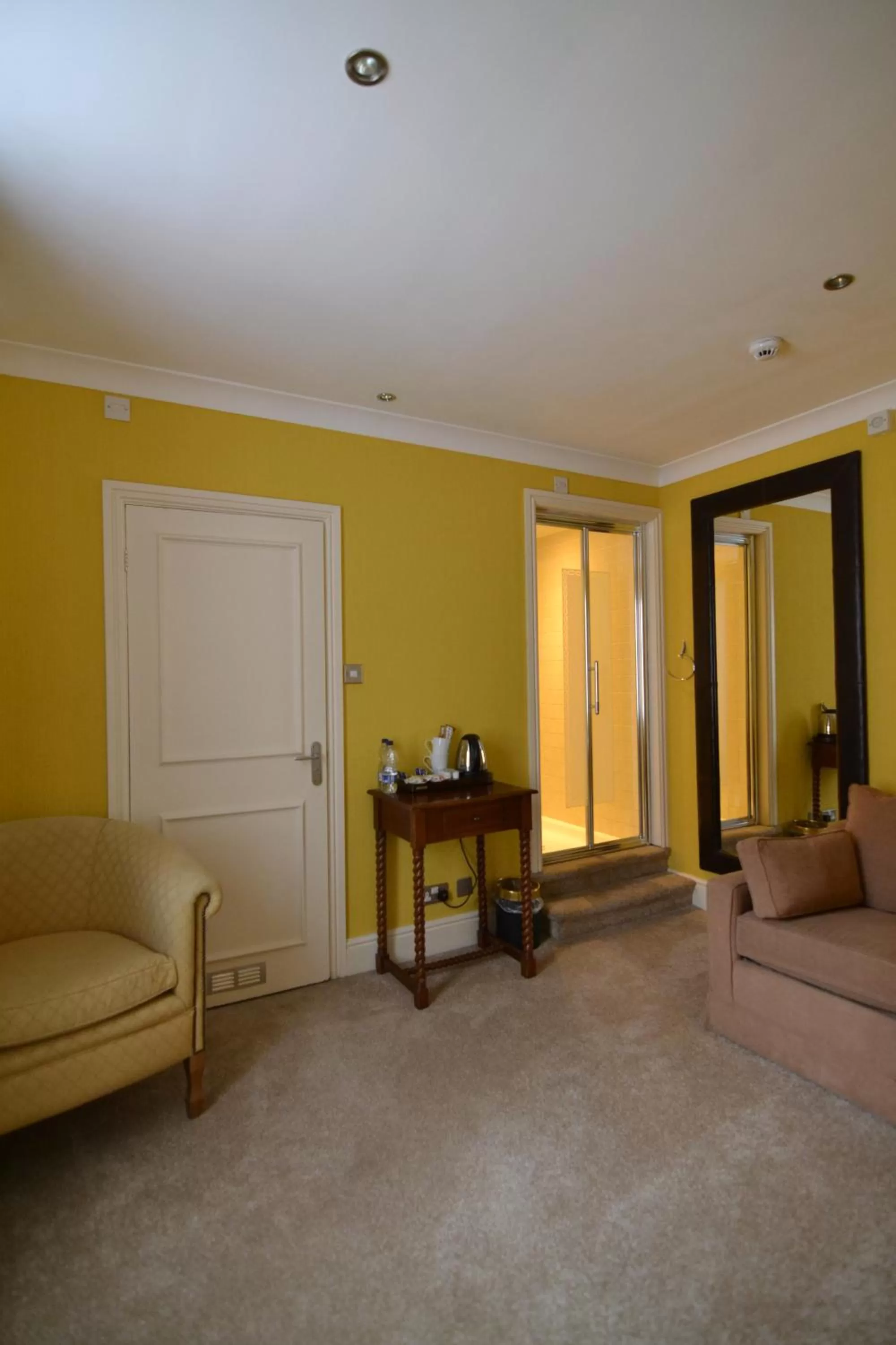 Angel and Royal Hotel