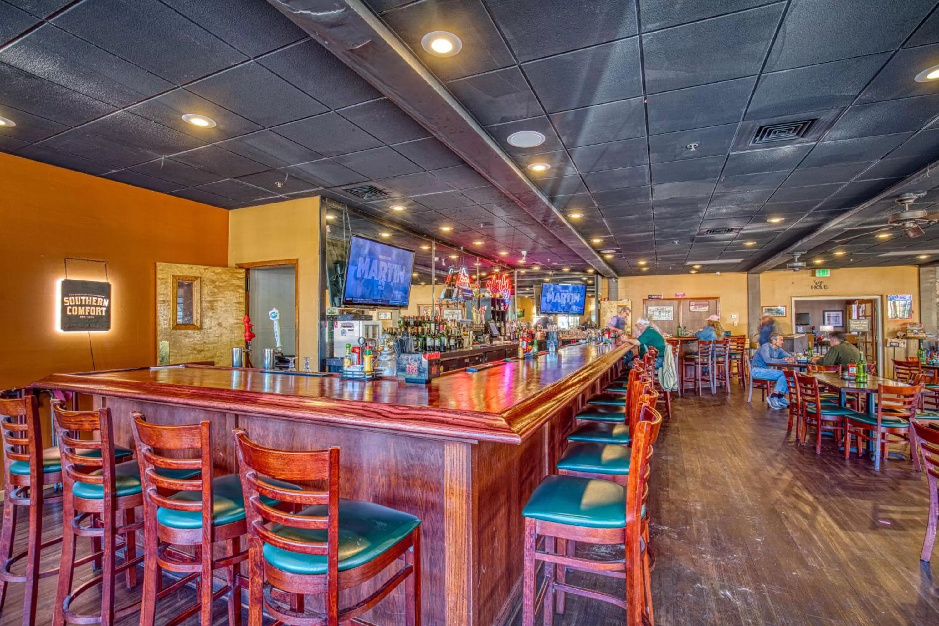 Restaurant/places to eat in Best Western Green Valley Inn