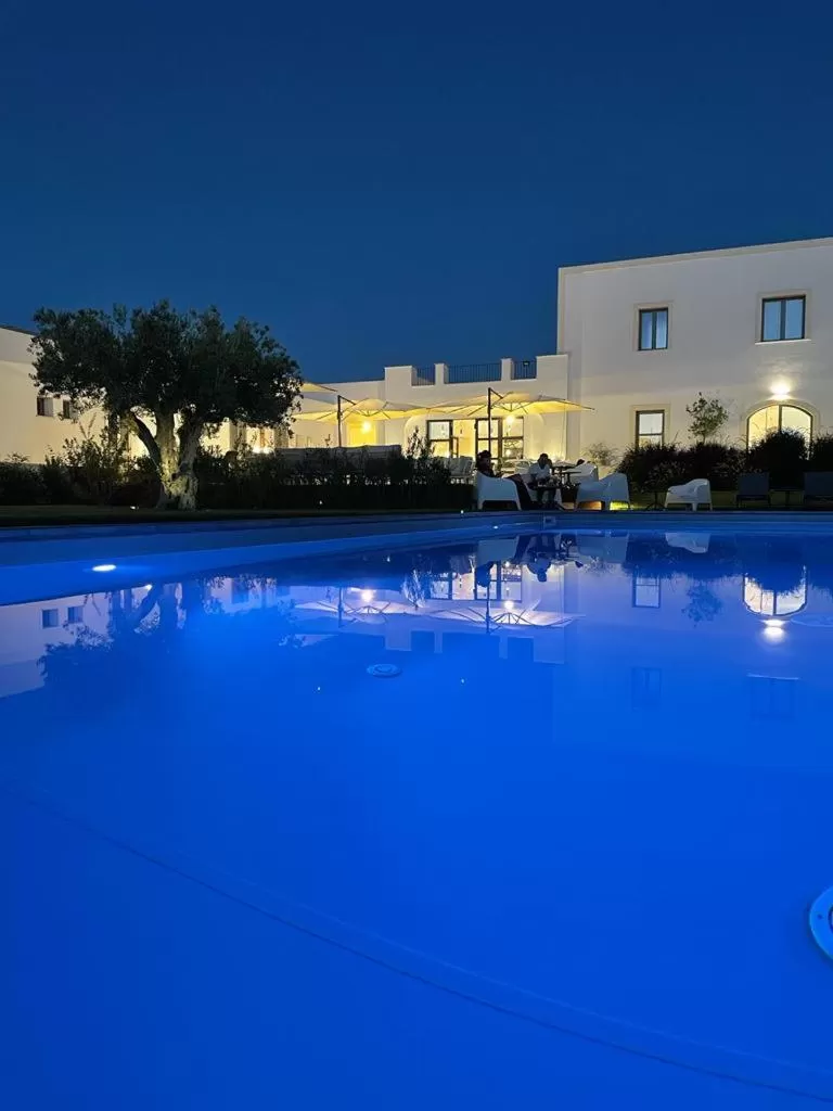 Pool view in Baglio Custera