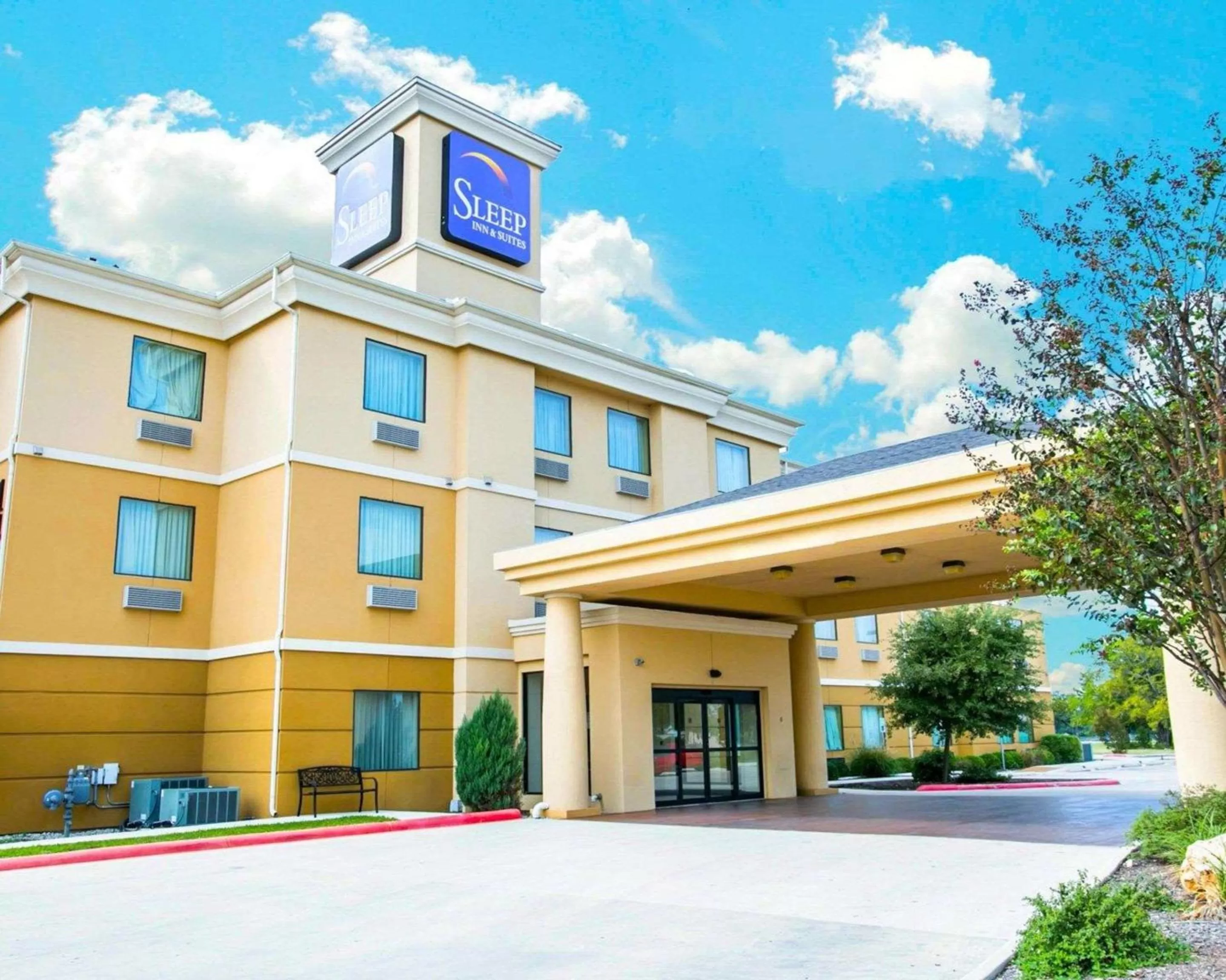 Property building in Sleep Inn & Suites New Braunfels