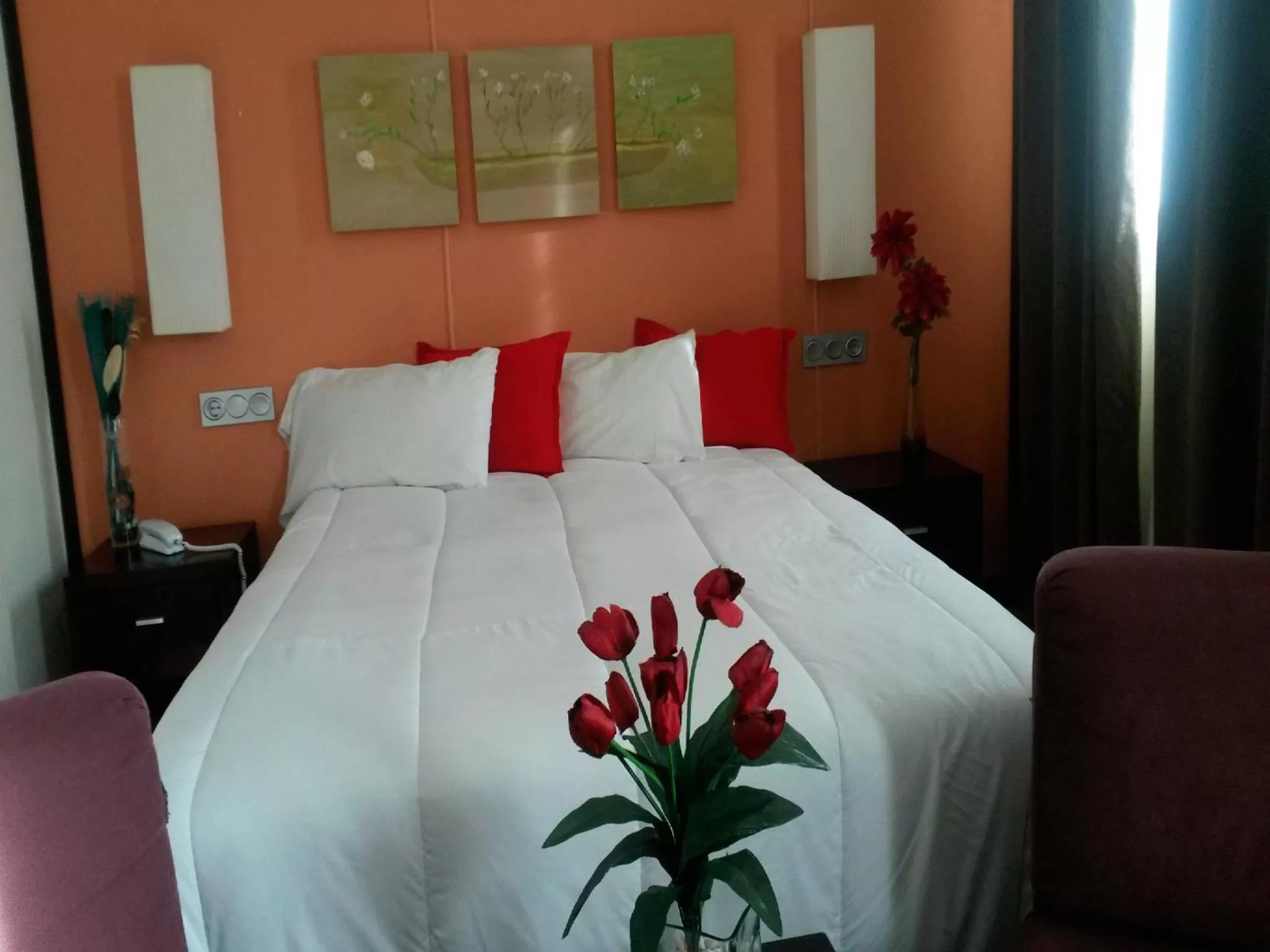 Decorative detail, Bed in Hotel Puerta de Ocaña