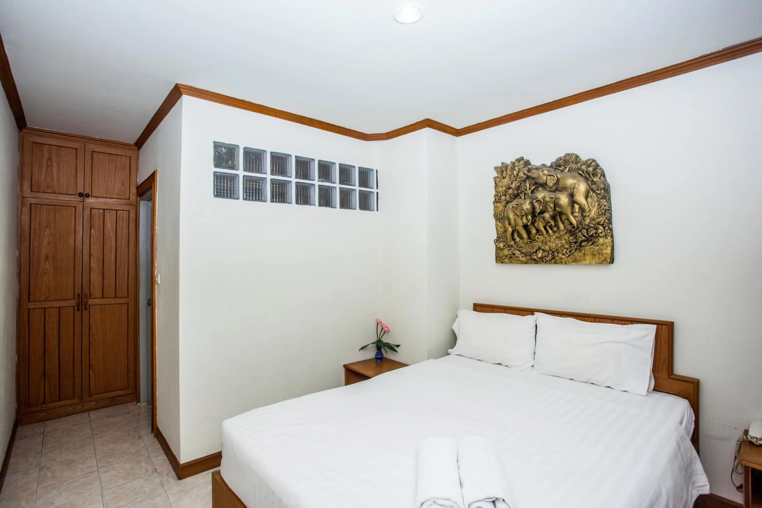 Bed in Andaman Sea Patong