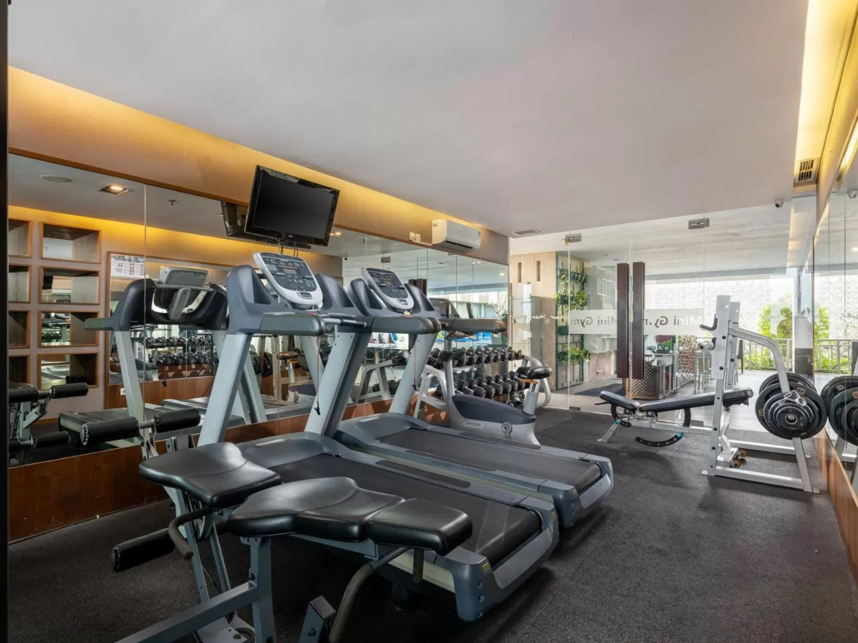 Fitness centre/facilities in ARTOTEL Suites Bianti Yogyakarta, CHSE Certified