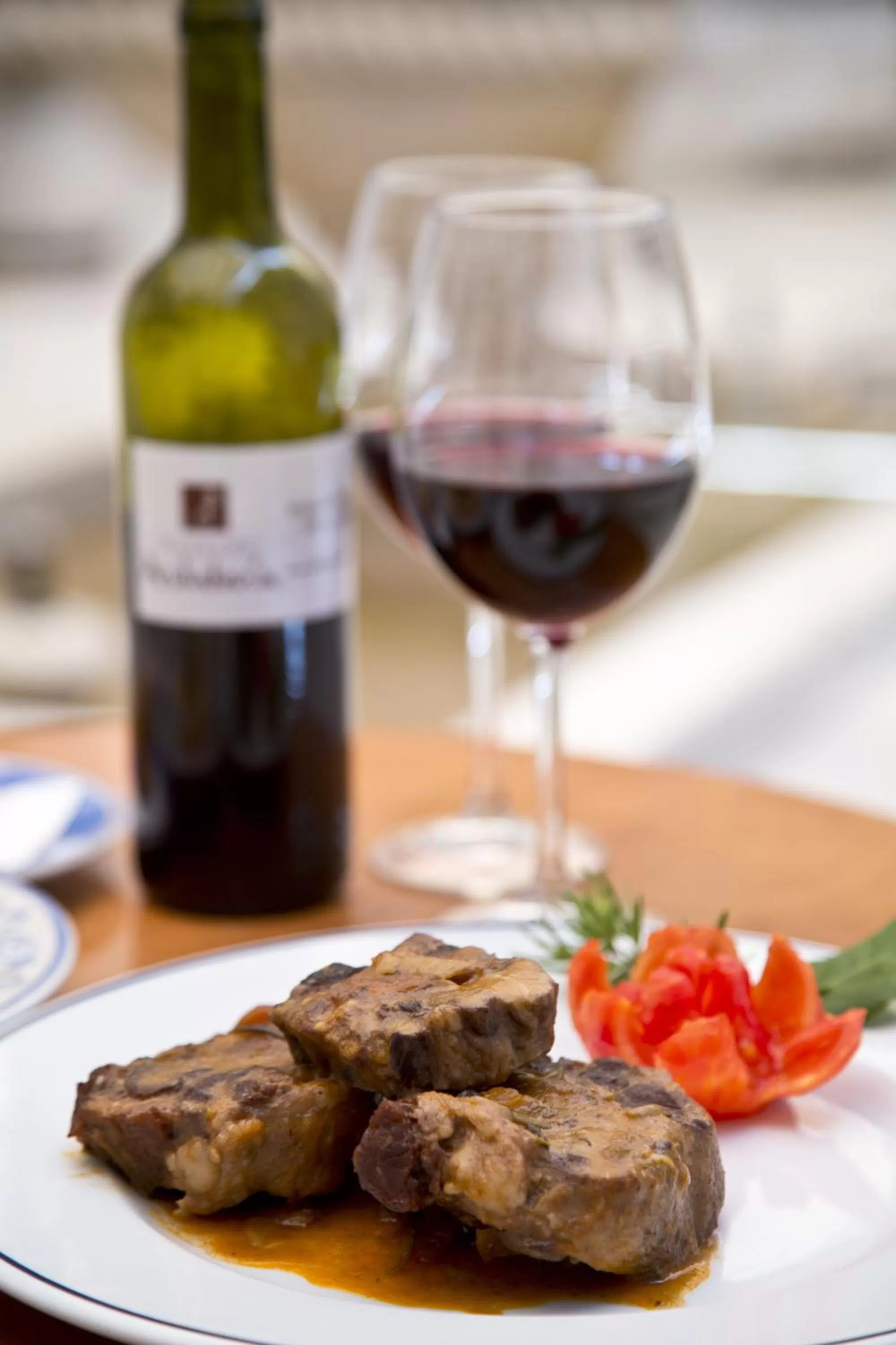 Property building in Villa Turística de Priego