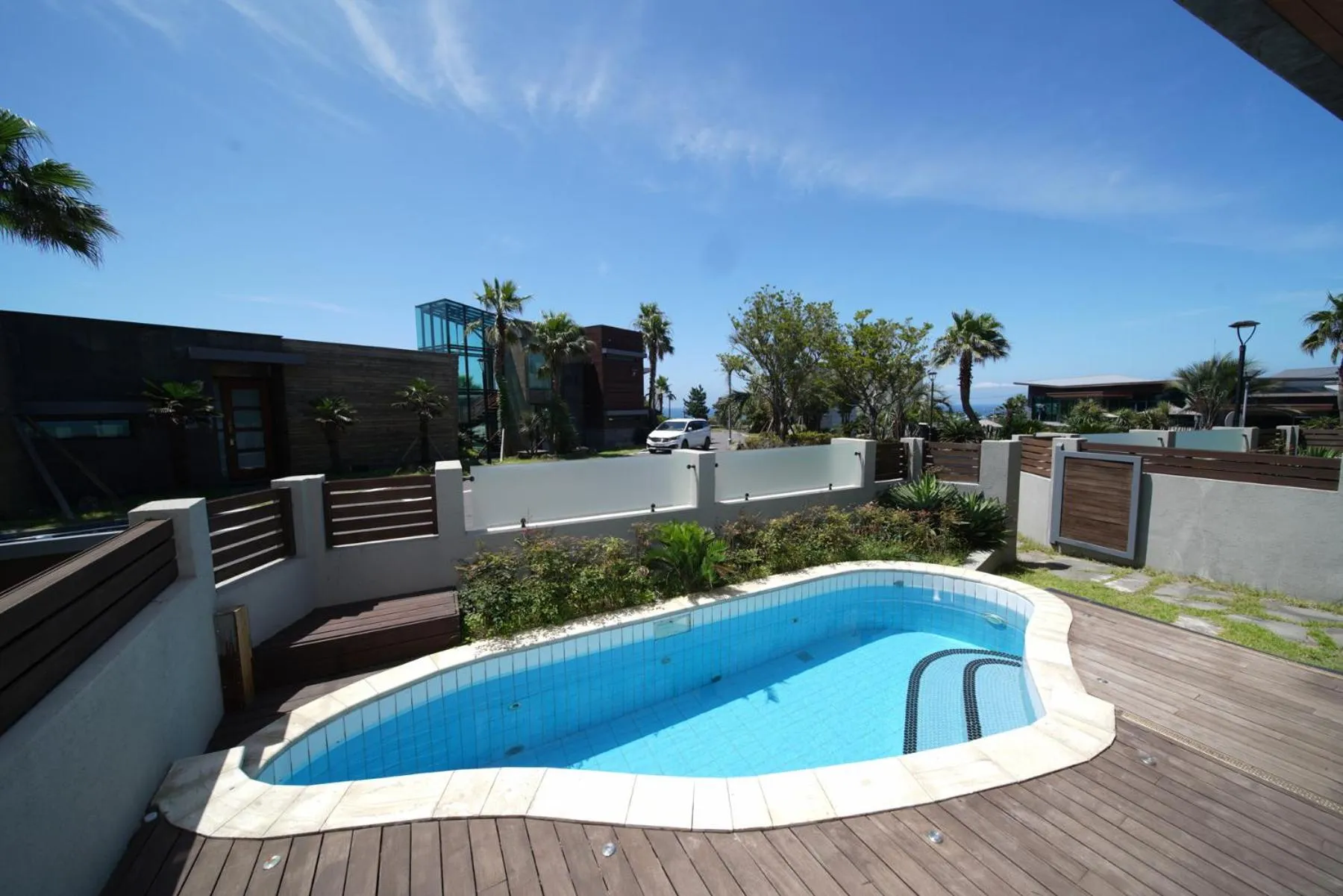 Swimming Pool in Jeju Hotel Scarboro