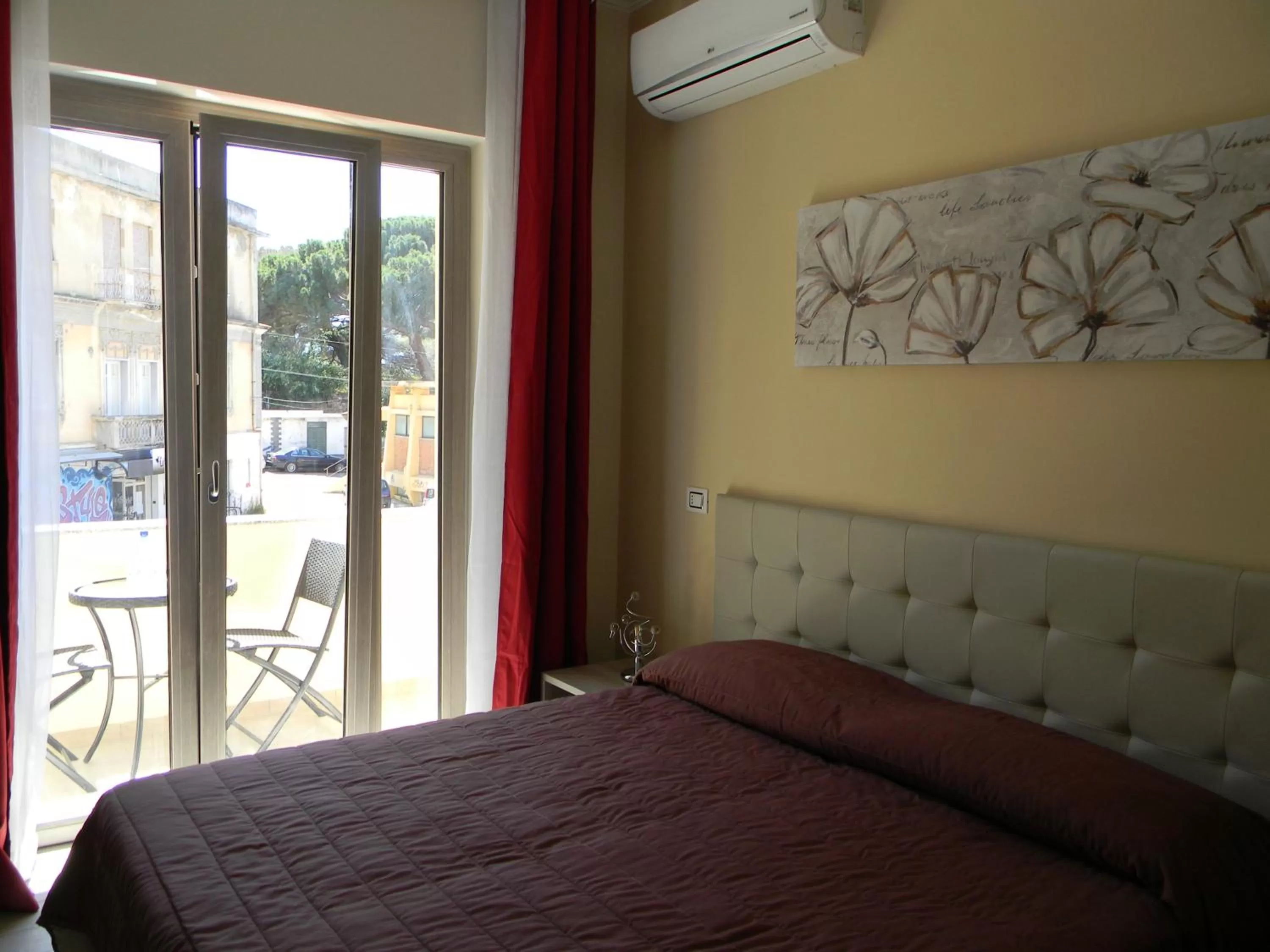 Bedroom, Bed in Tropeacentro