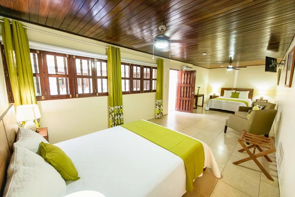 Photo of the whole room, Bed in Hotel Flor De Sarta