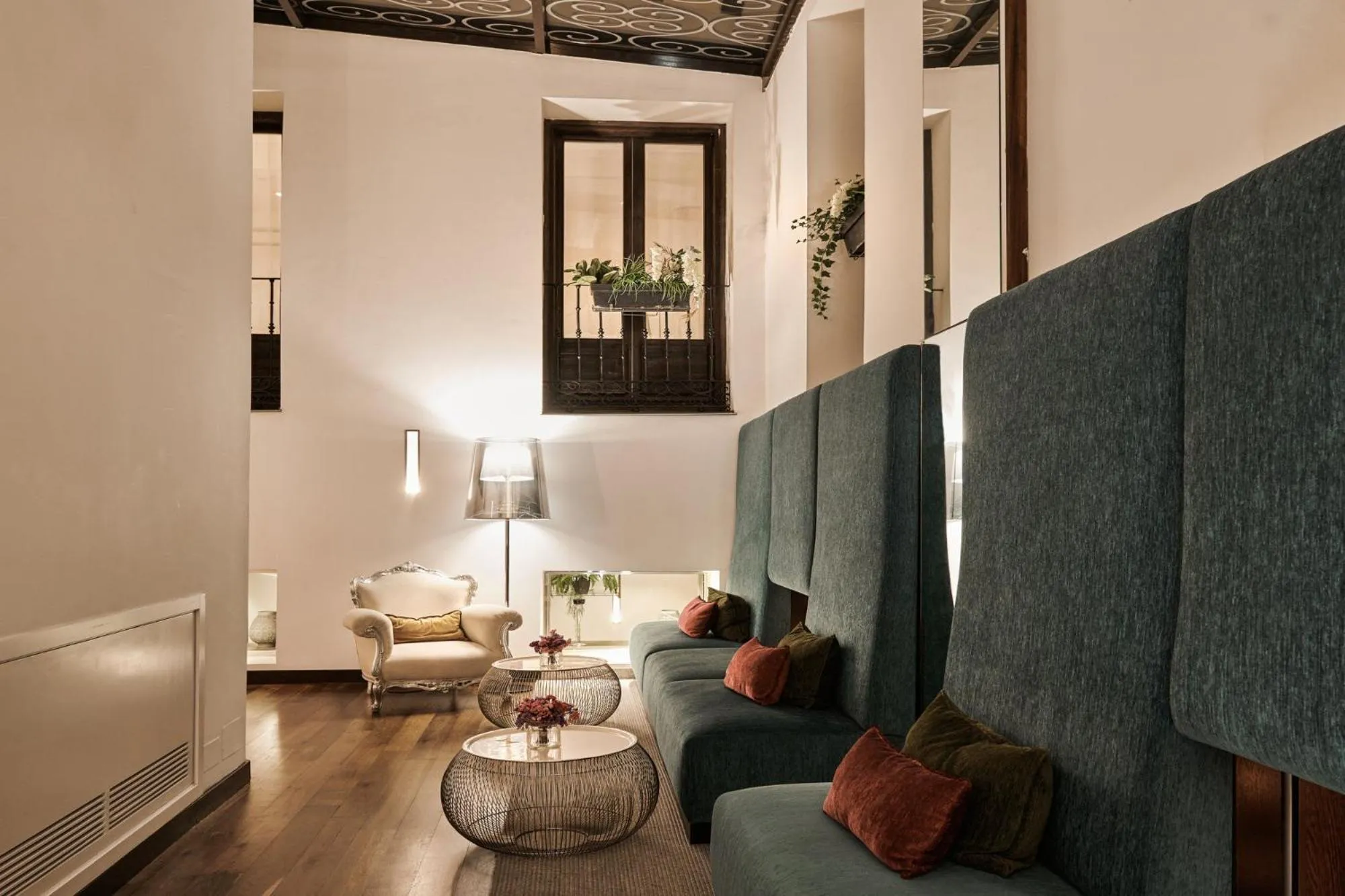 Living room in Hospes Puerta de Alcalá, a Member of Design Hotels