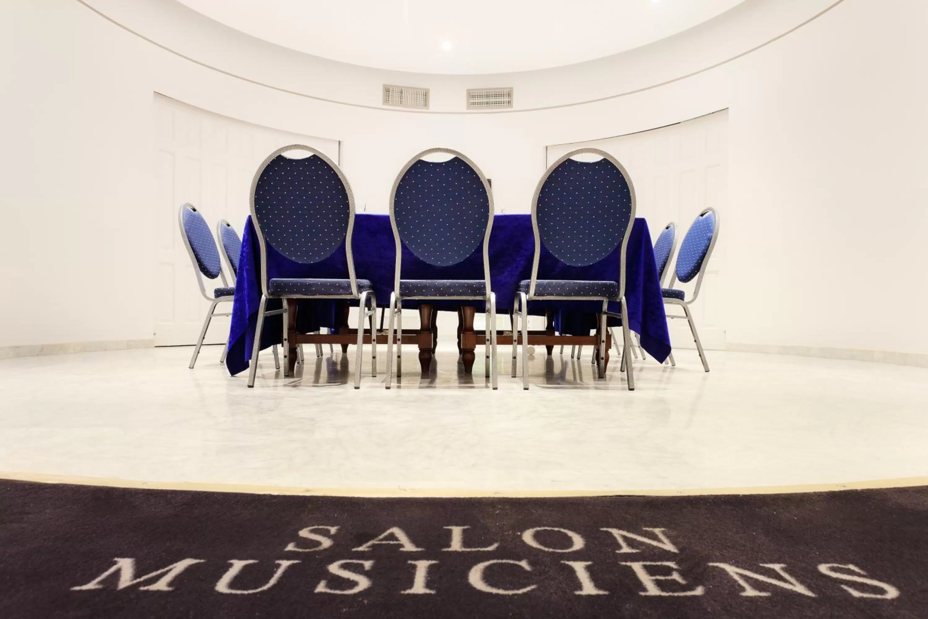 Business facilities in Splendid Hotel & Spa Nice