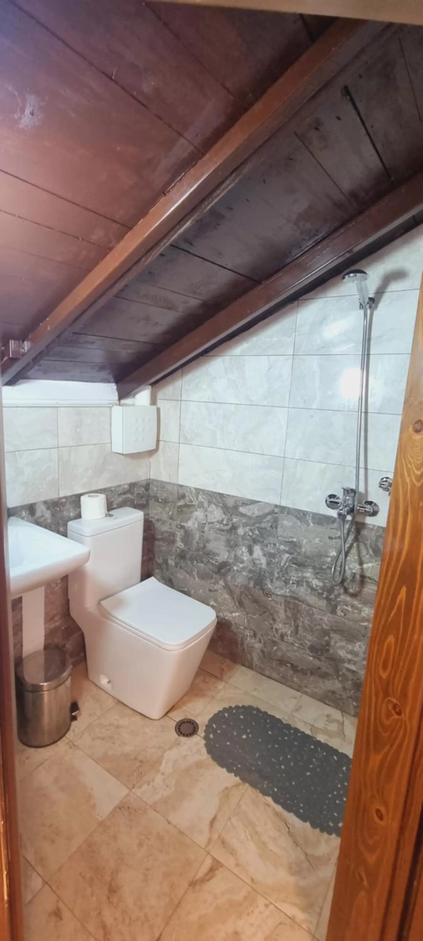 Bathroom in Hotel Gorica- UNESCO quarter