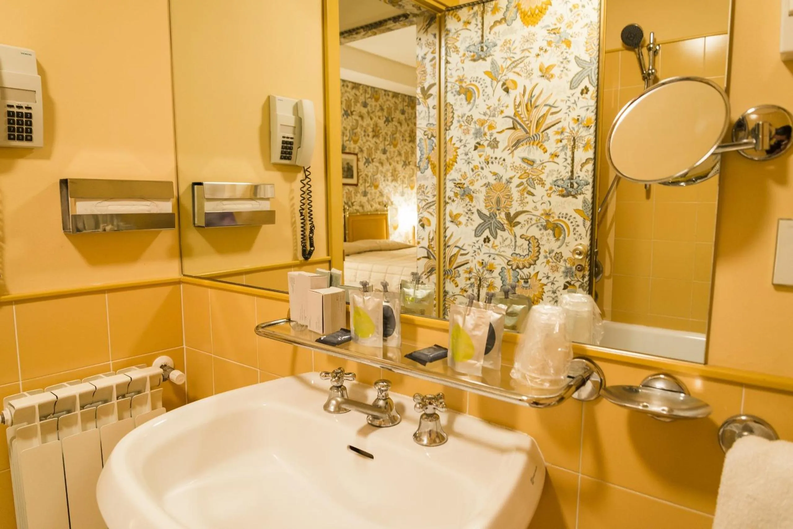 Bathroom in Hotel Villa La Principessa