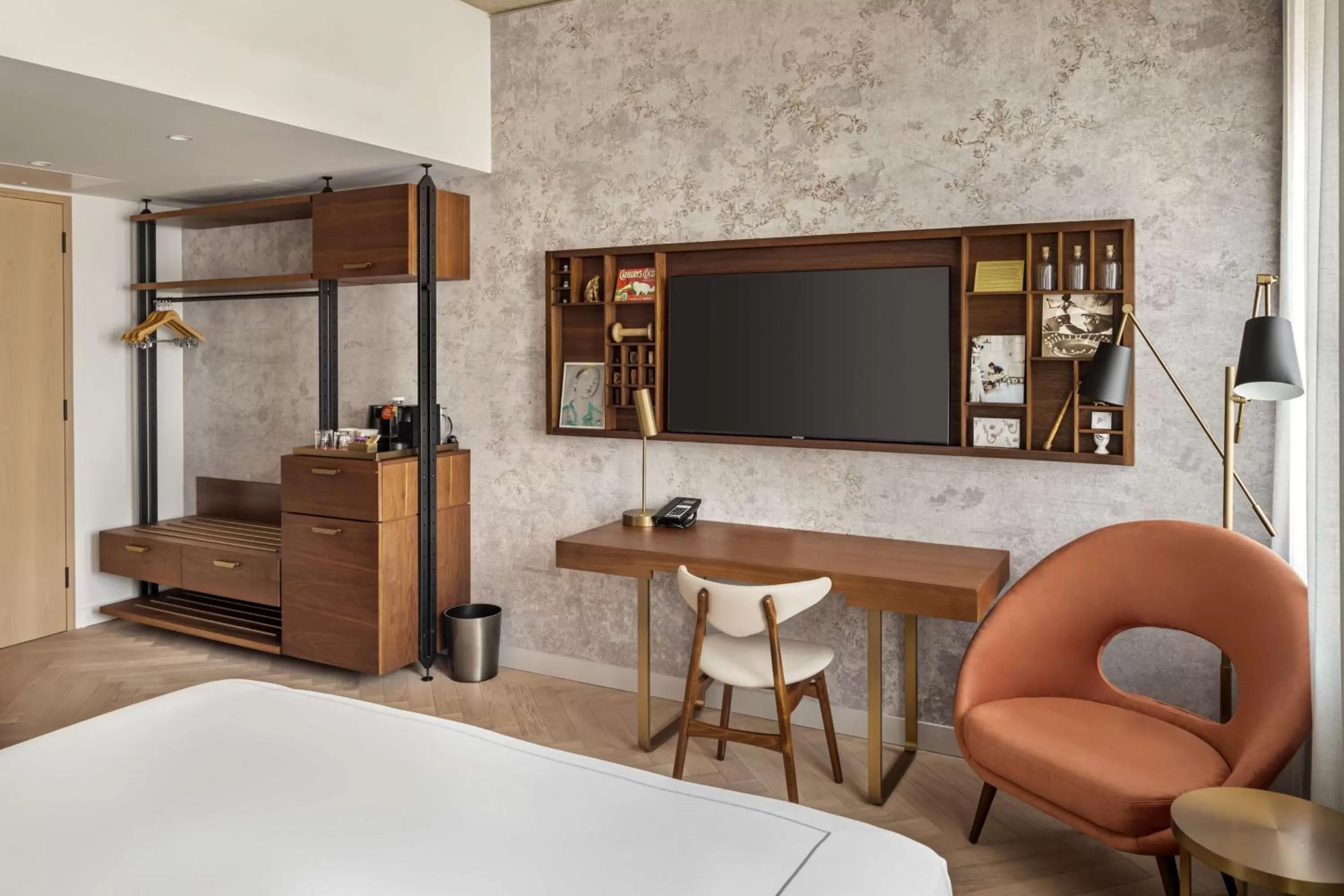 Bedroom, Bed in Canopy by Hilton London City