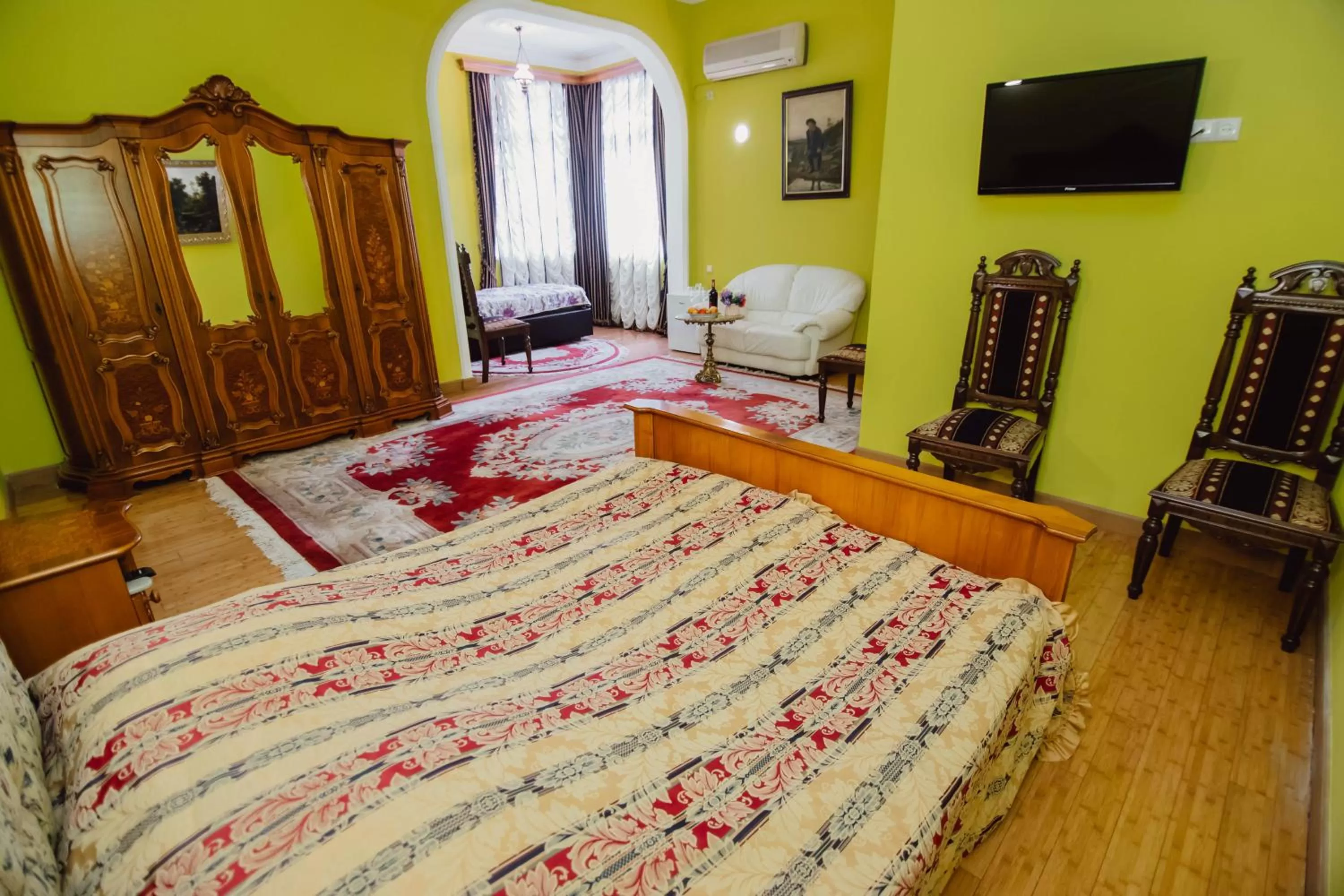Photo of the whole room, Bed in Hotel Queen-Batumi