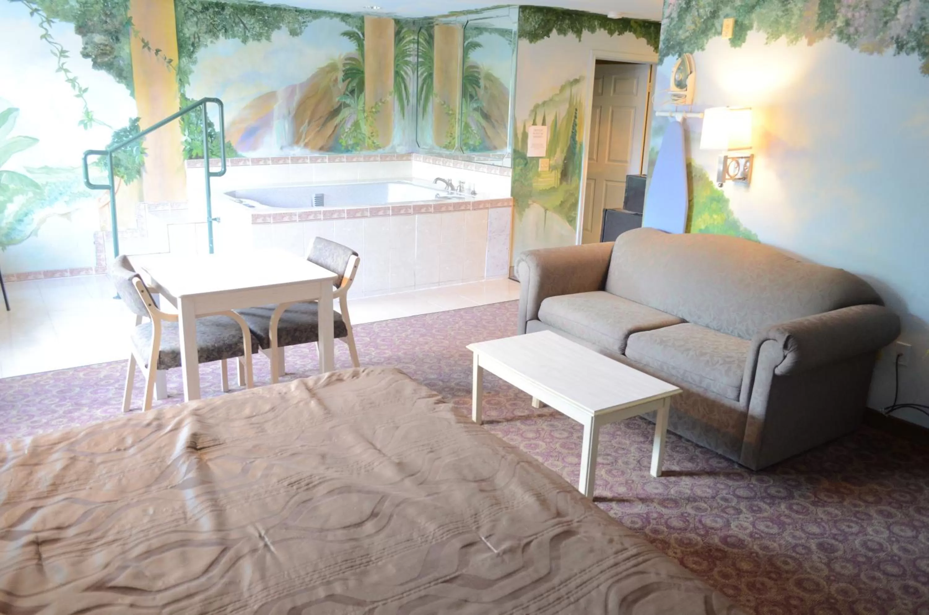 Living room in Scottish Inn and Suites NRG Park/Texas Medical Center - Houston