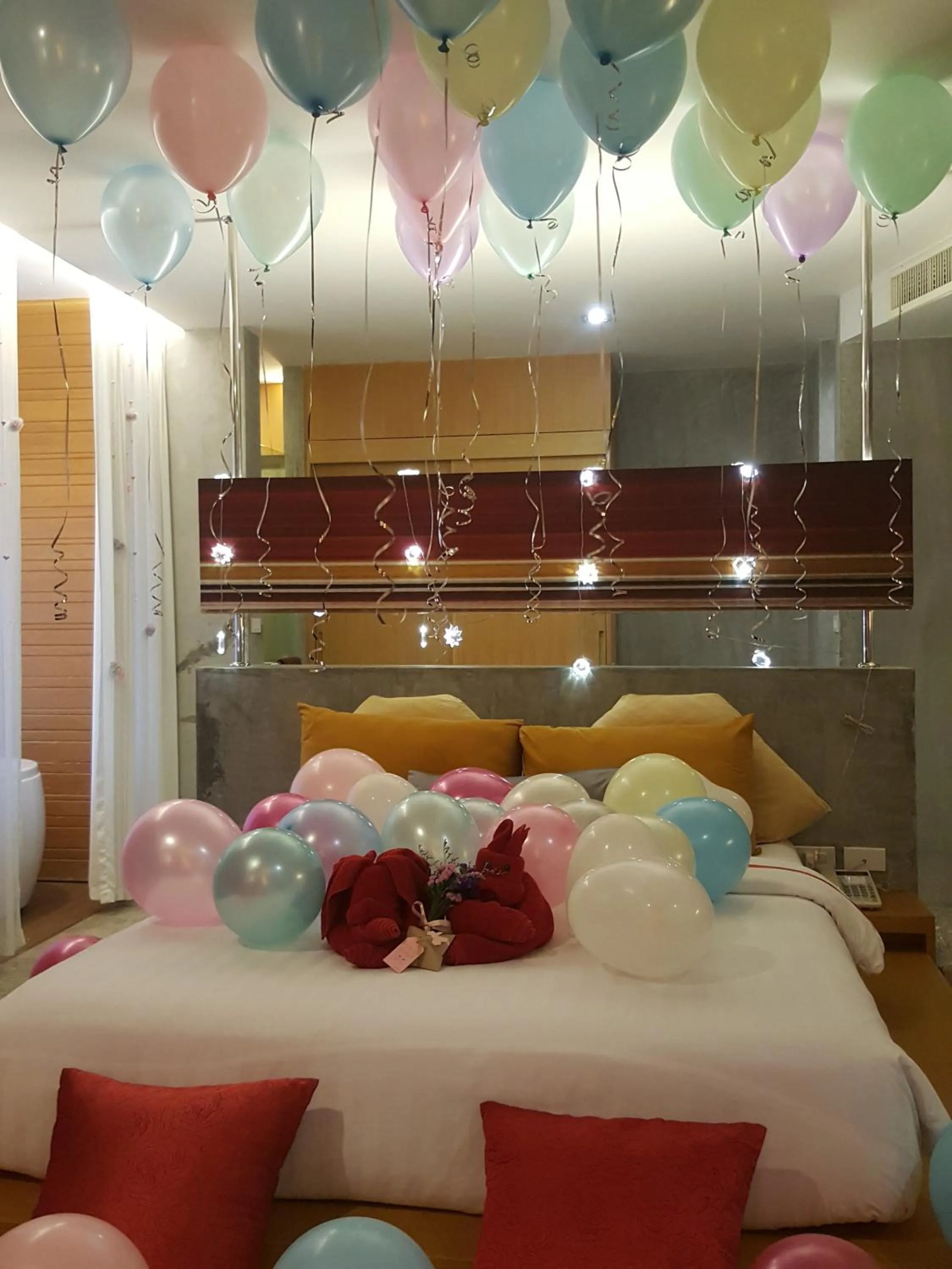 Decorative detail, Bed in The Now Hotel - SHA Extra Plus