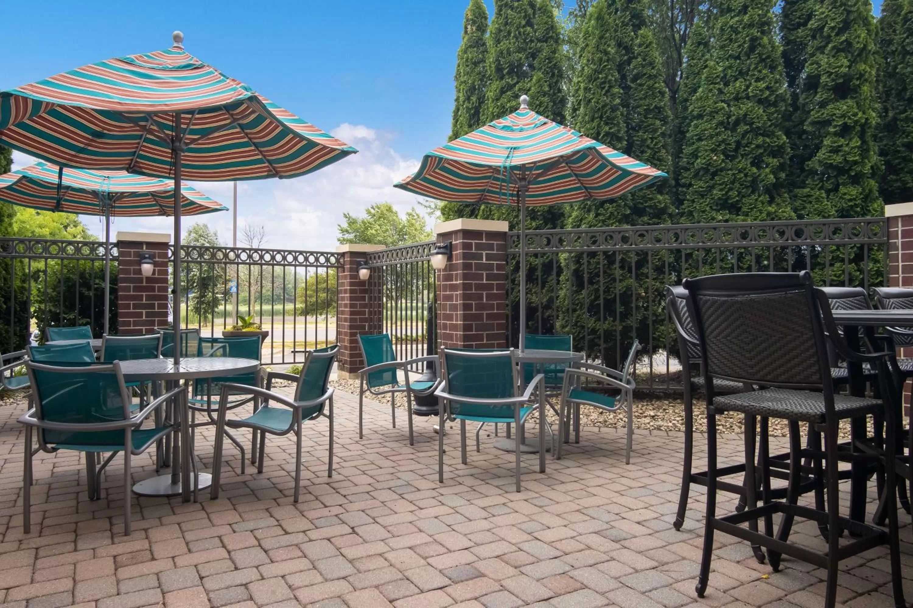 Patio in Hilton Garden Inn Madison West/Middleton
